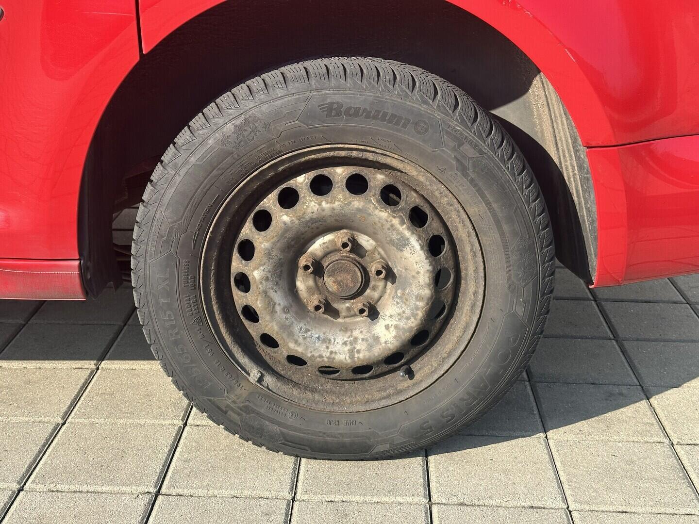 O619V07819_26.webp_CADDY Trendline 2.0 TDI 75 kW manuál
