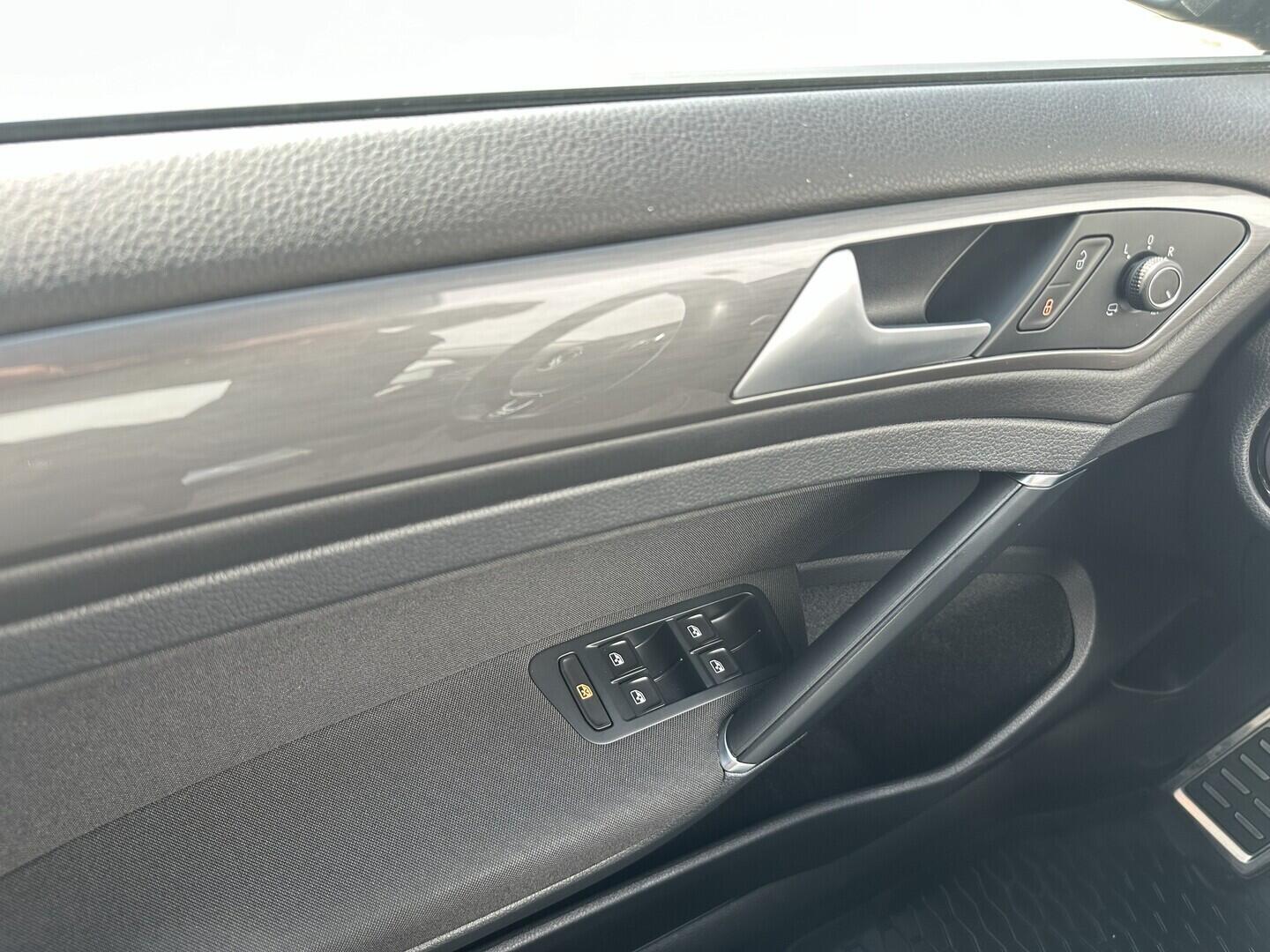 O619V07820_23.webp_GOLF Variant Allstar 1.4 TSI 110 kW manuál