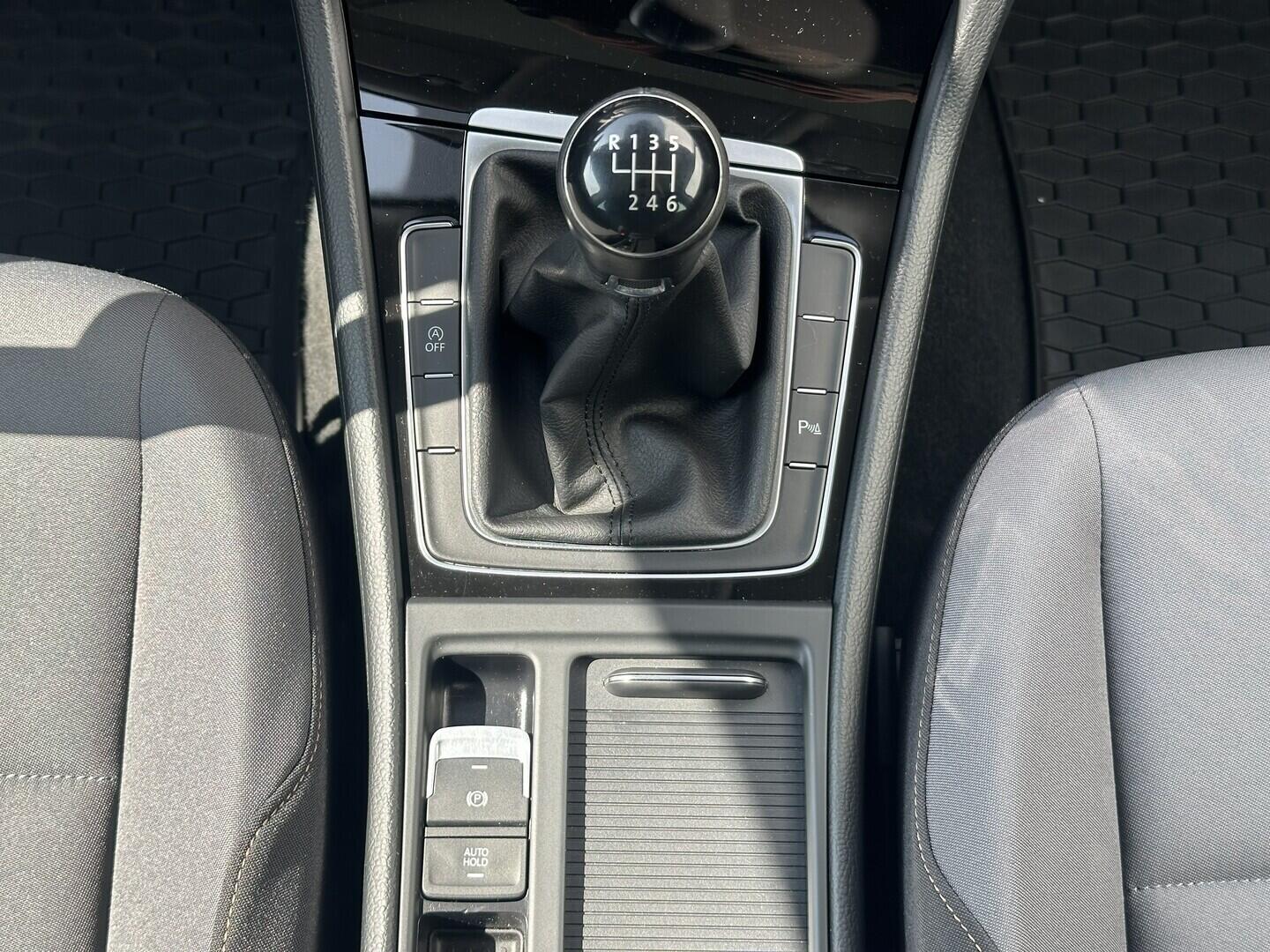 O619V07820_27.webp_GOLF Variant Allstar 1.4 TSI 110 kW manuál