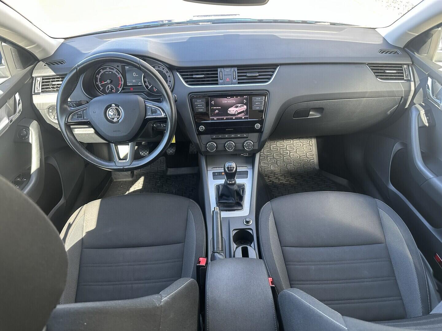 O619V07822_18.webp_OCTAVIA Ambition 1.4 TSI 110 kW manuál, DPH