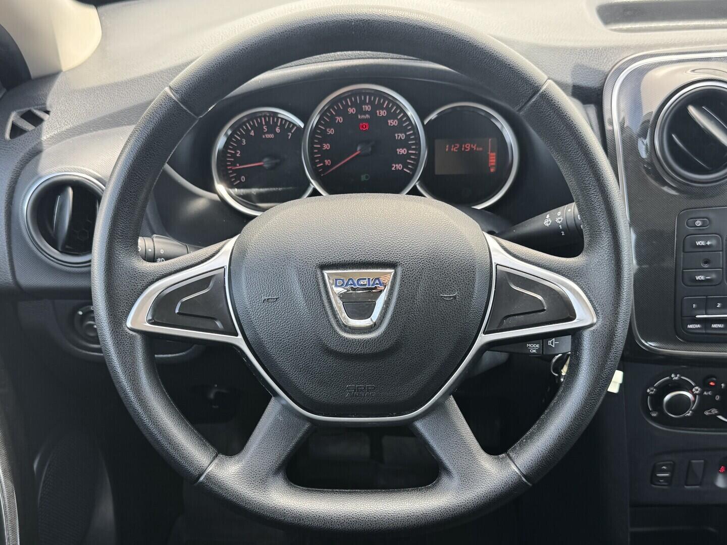 O619V07830_20.webp_SANDERO Access 1.0             54 kW manuál