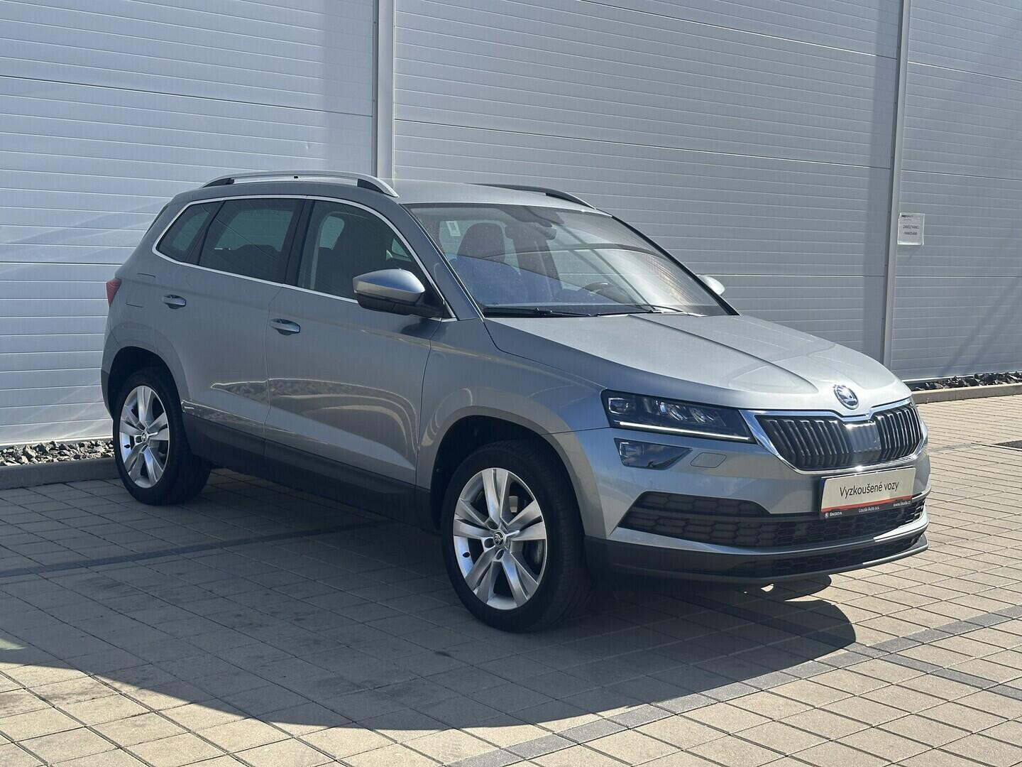 O619V07831_12.webp_KAROQ Style Plus 1.5 TSI 110 kW automat