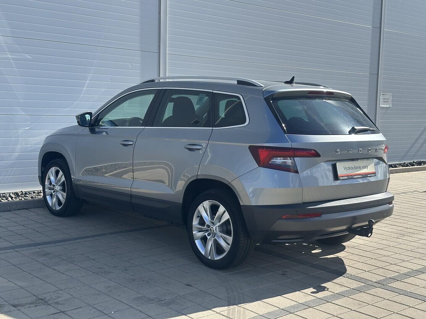 O619V07831_16.webp_KAROQ Style Plus 1.5 TSI 110 kW automat