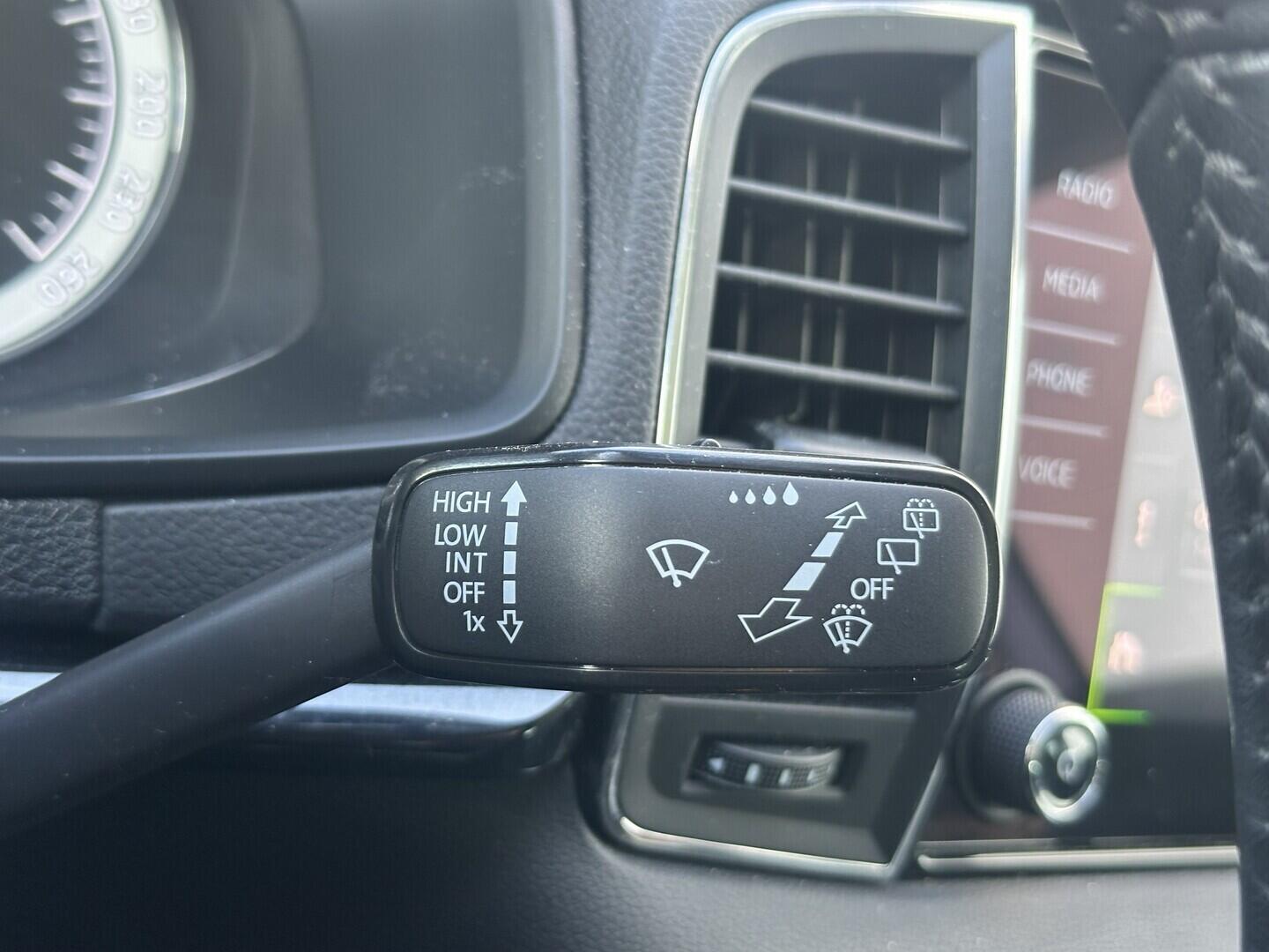 O619V07831_23.webp_KAROQ Style Plus 1.5 TSI 110 kW automat