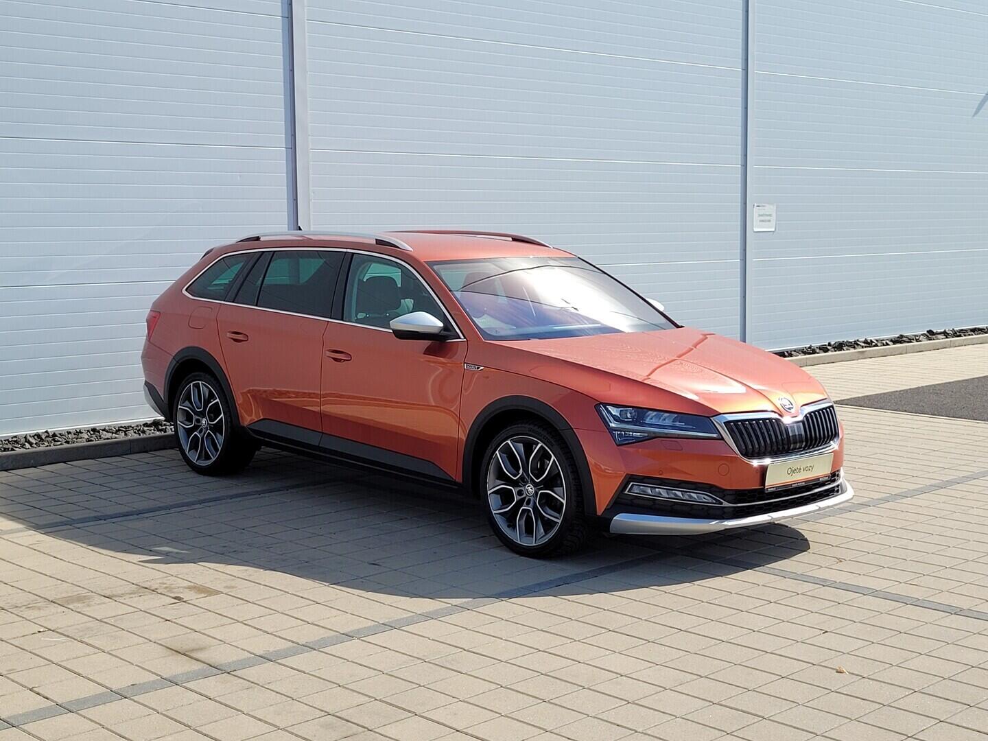 O619V07836_12.webp_SUPERB Scout 2.0 TDI 140 kW automat