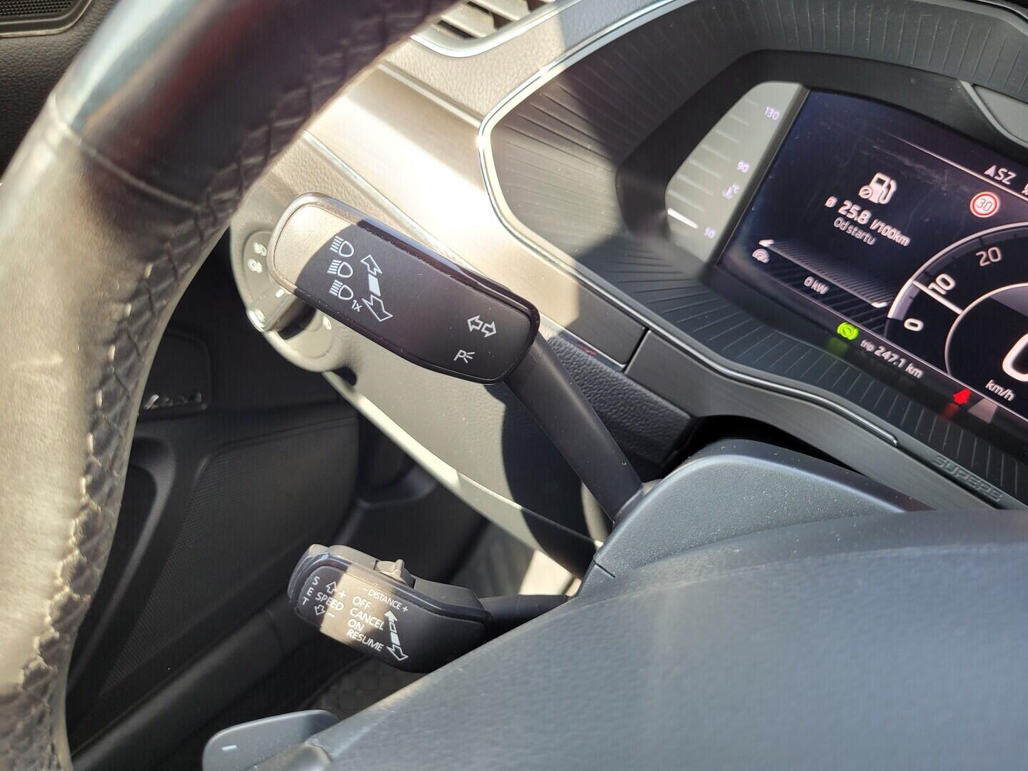 O619V07836_25.webp_SUPERB Scout 2.0 TDI 140 kW automat