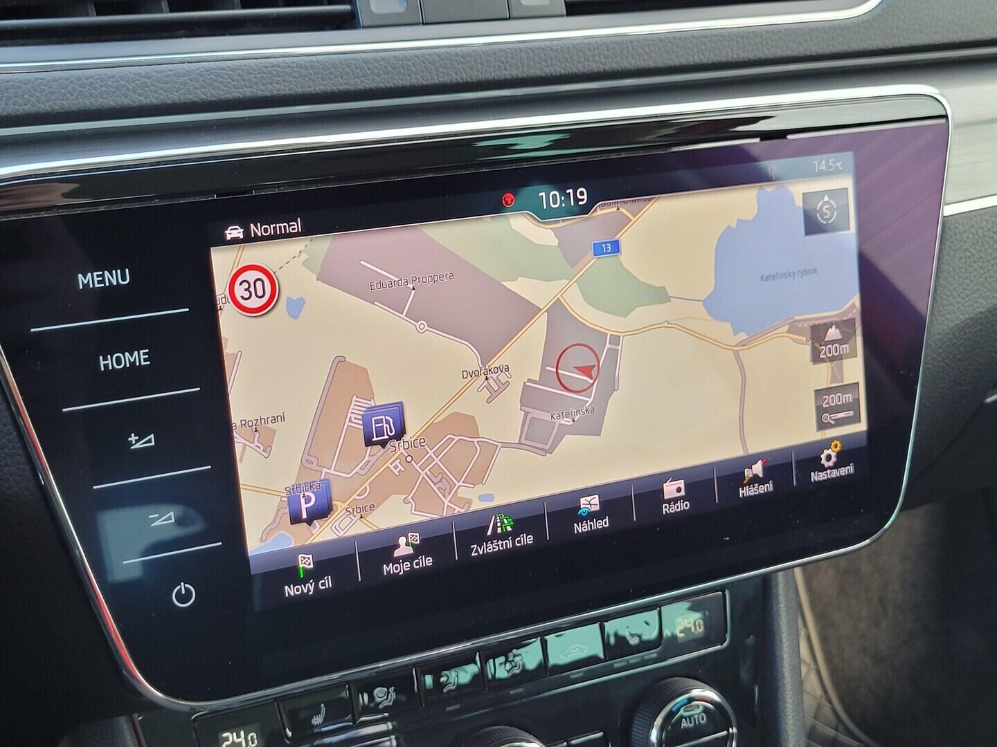 O619V07836_28.webp_SUPERB Scout 2.0 TDI 140 kW automat