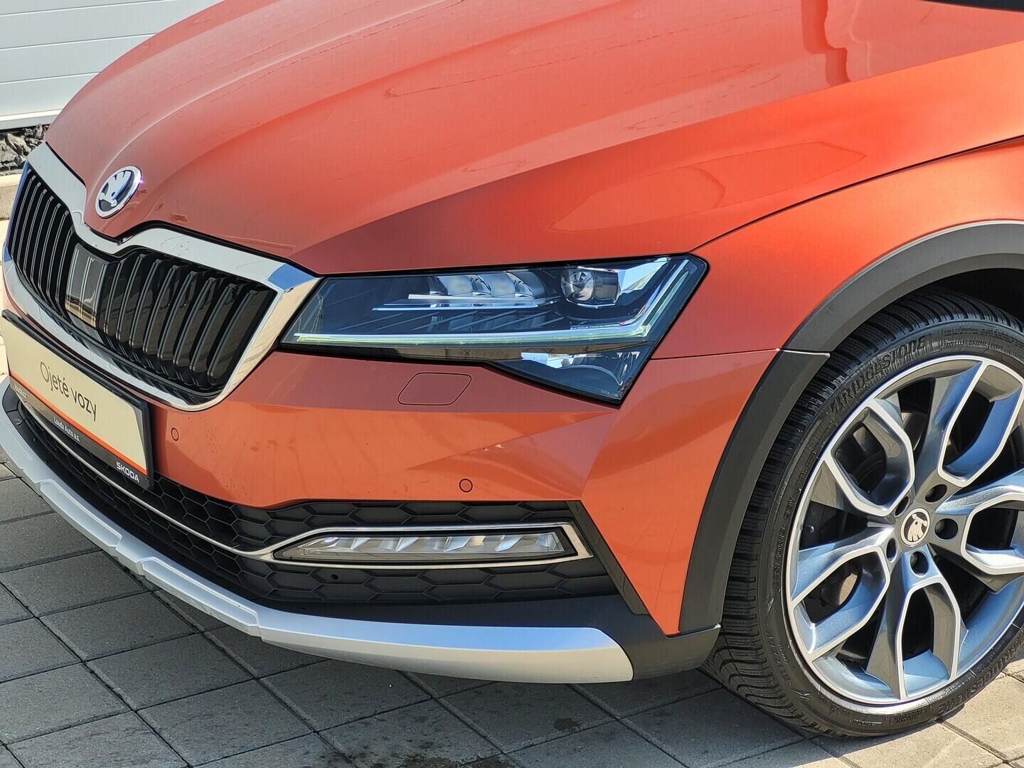 O619V07836_33.webp_SUPERB Scout 2.0 TDI 140 kW automat