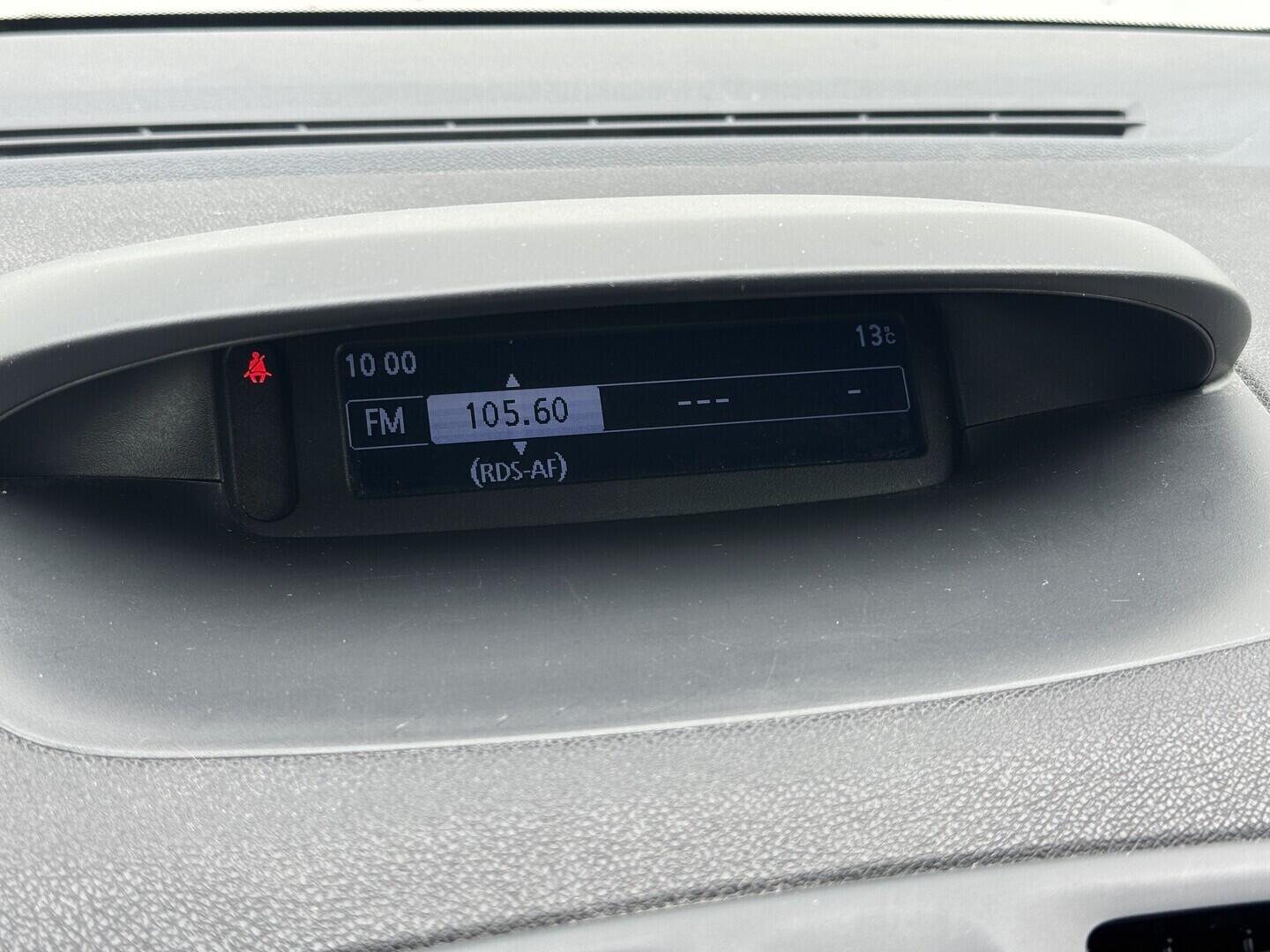 O619V07837_28.webp_MÉGANE  1.6 1.6 16v 74 kW manuál