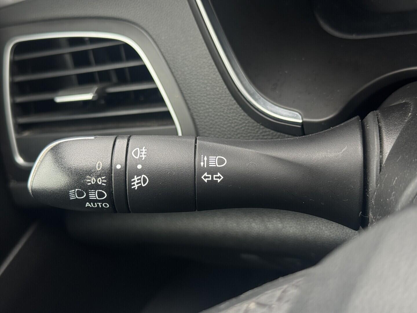 O619V07840_27.webp_TALISMAN Energy 1.6 DCI 96 kW manuál