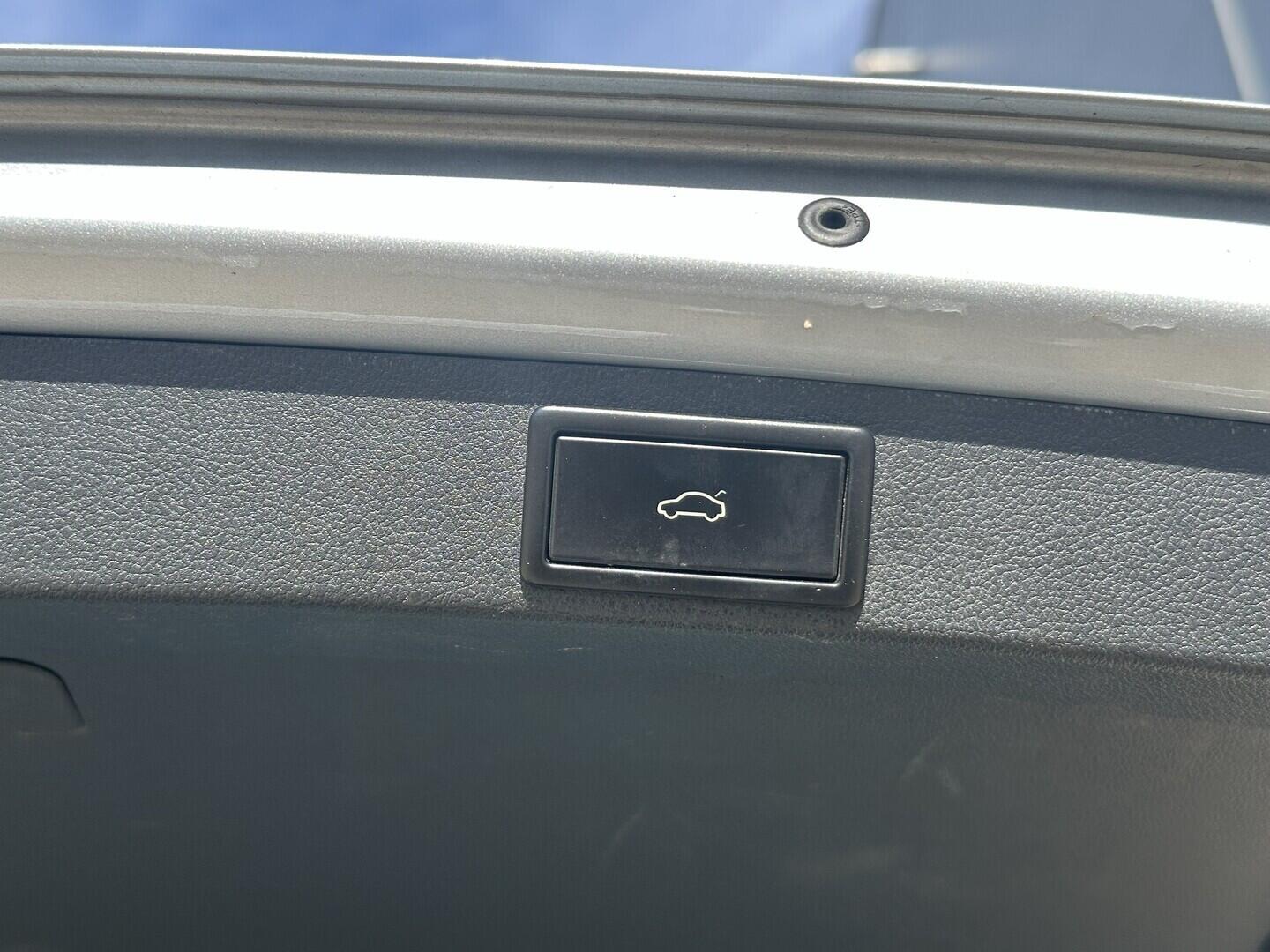 O619V07843_35.webp_OCTAVIA L&K 2.0 TSI 140 kW automat