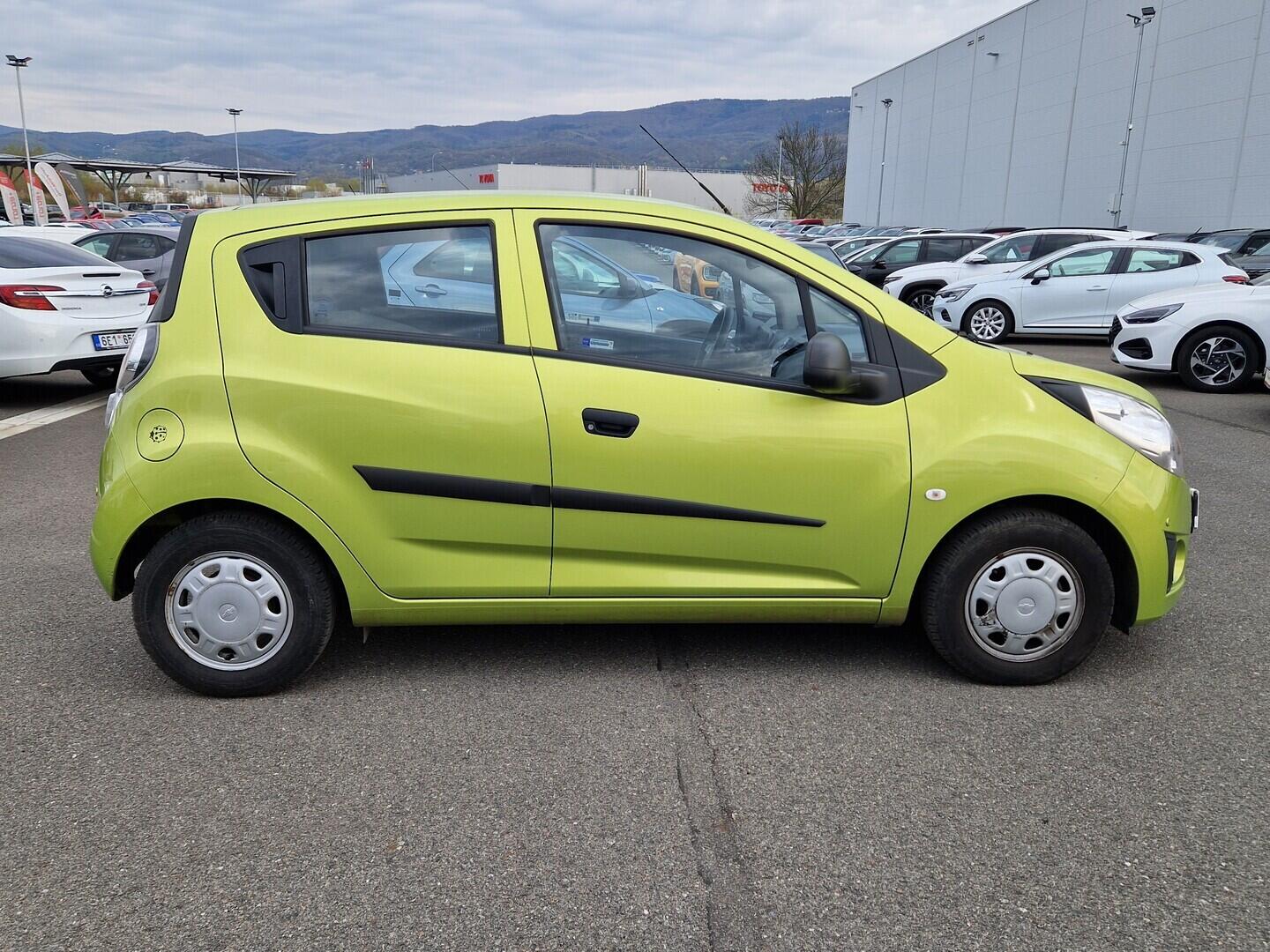 O619V07845_12.webp_SPARK  1.0 16V 50 kW manuál