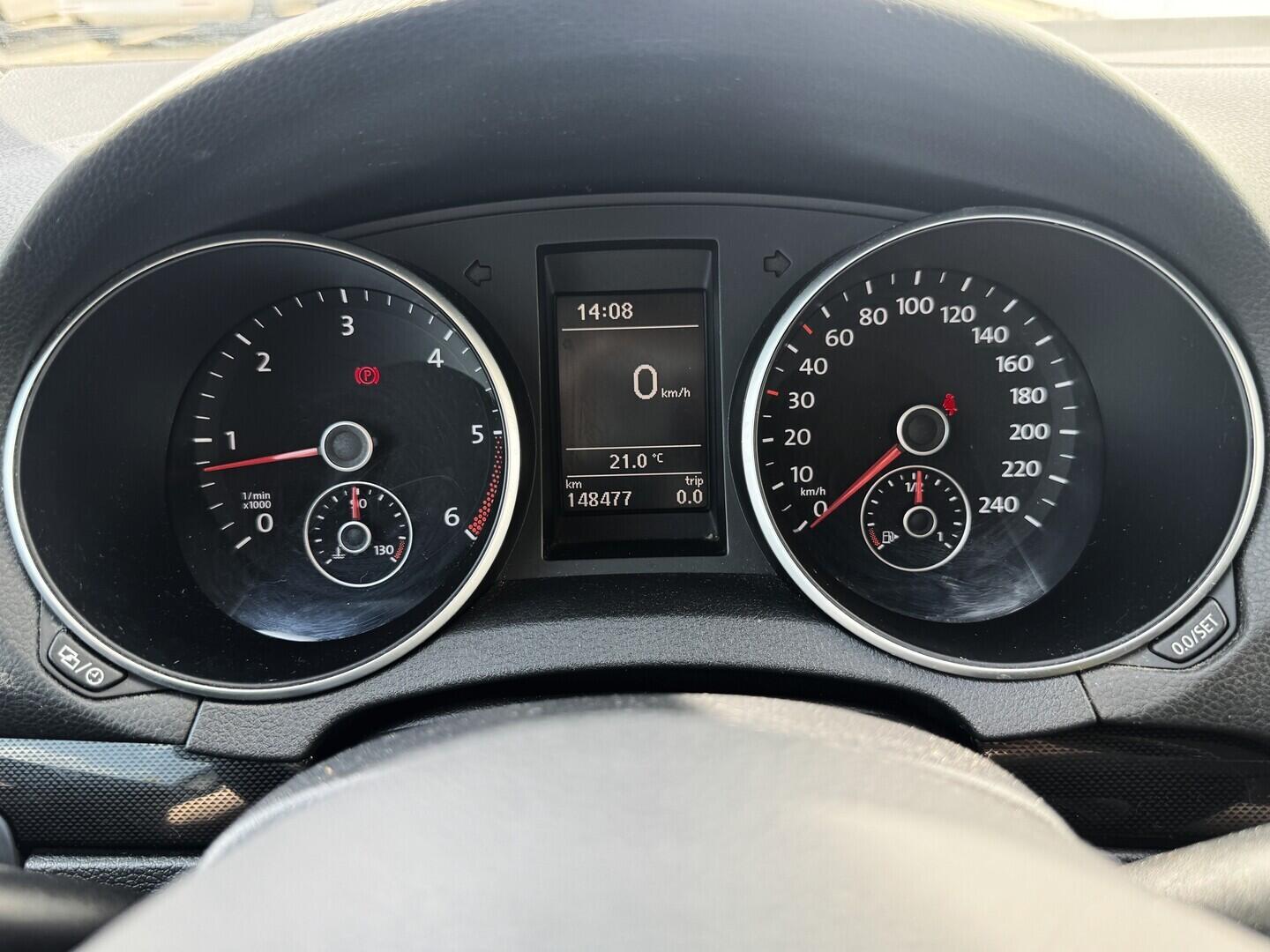 O619V07846_19.webp_GOLF Comfortline 1.6 TDI 77 kW manuál