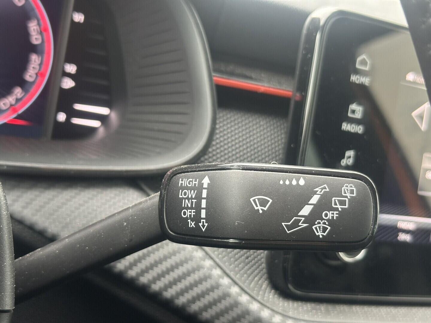 O619V07849_23.webp_KAMIQ Monte Carlo 1.5 TSI 110 kW automat, DPH