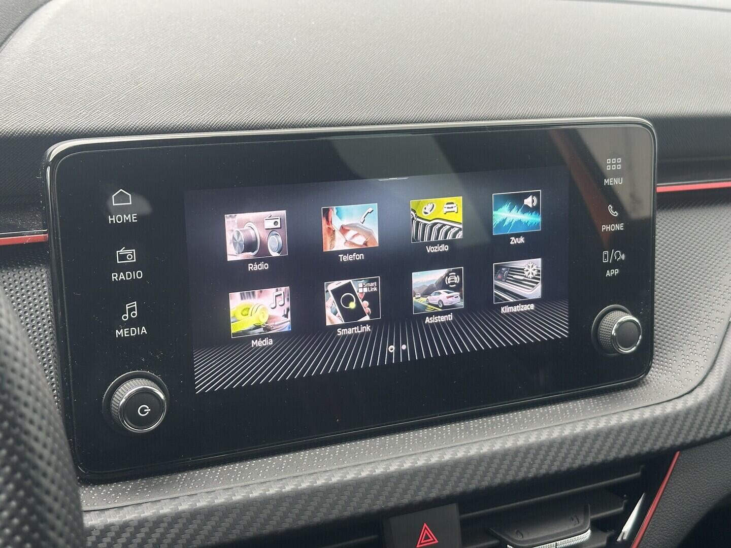 O619V07849_28.webp_KAMIQ Monte Carlo 1.5 TSI 110 kW automat, DPH