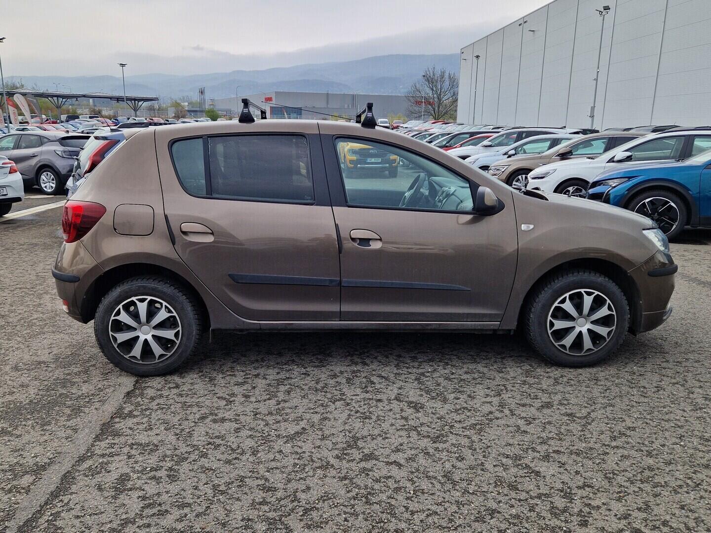 O619V07850_12.webp_SANDERO  1.0 SCe 54 kW manuál