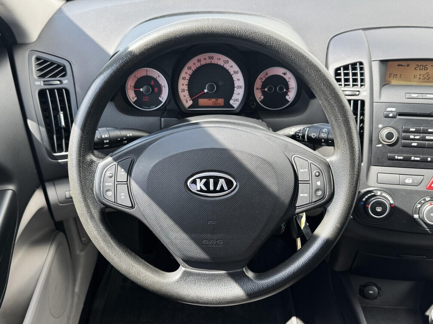 O619V07851_20.webp_CEED  1.6 CRDi 84 kW manuál