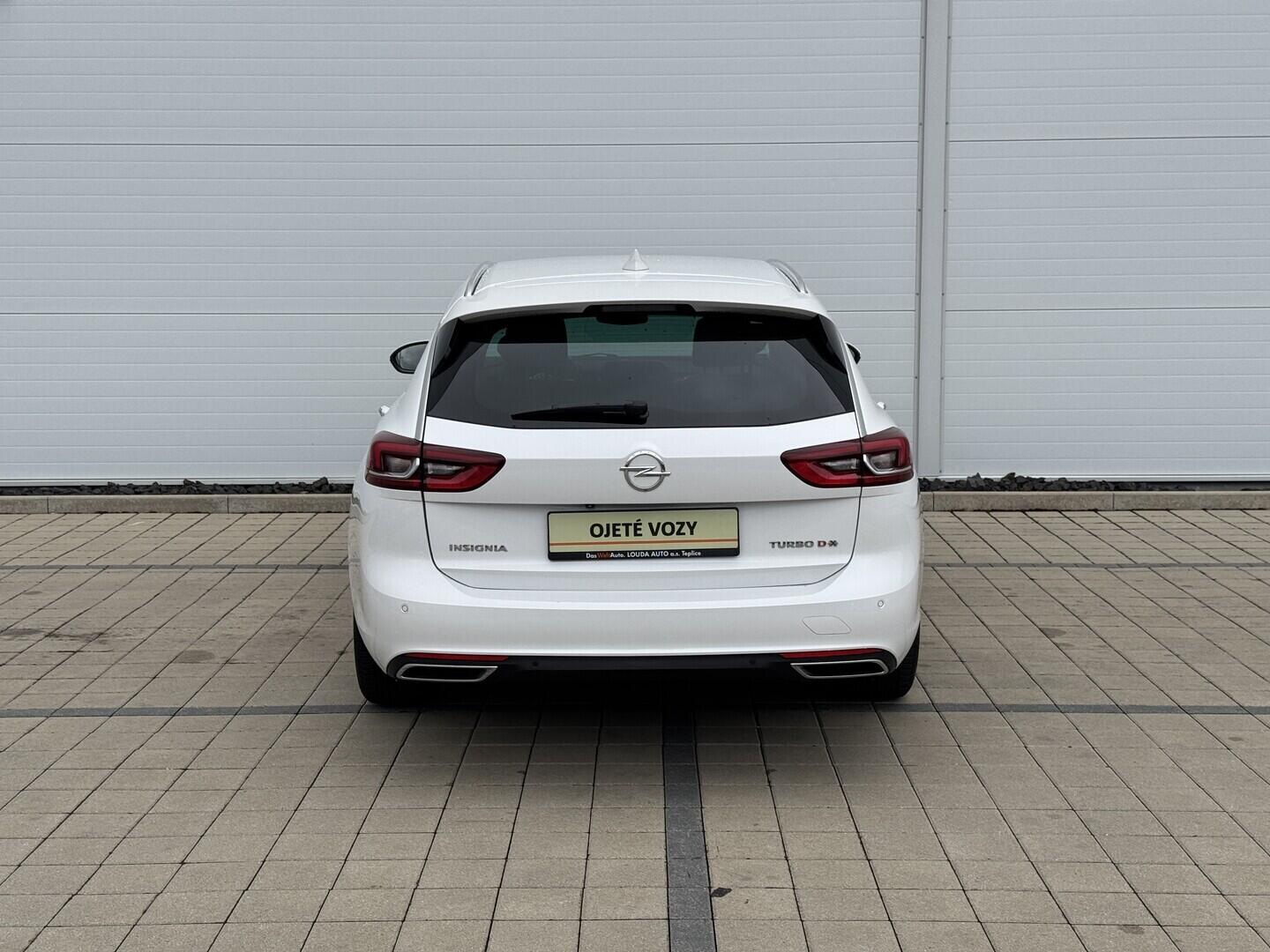 O619V07856_15.webp_INSIGNIA Sport Tourer 2.0 CDTi 154 kW automat