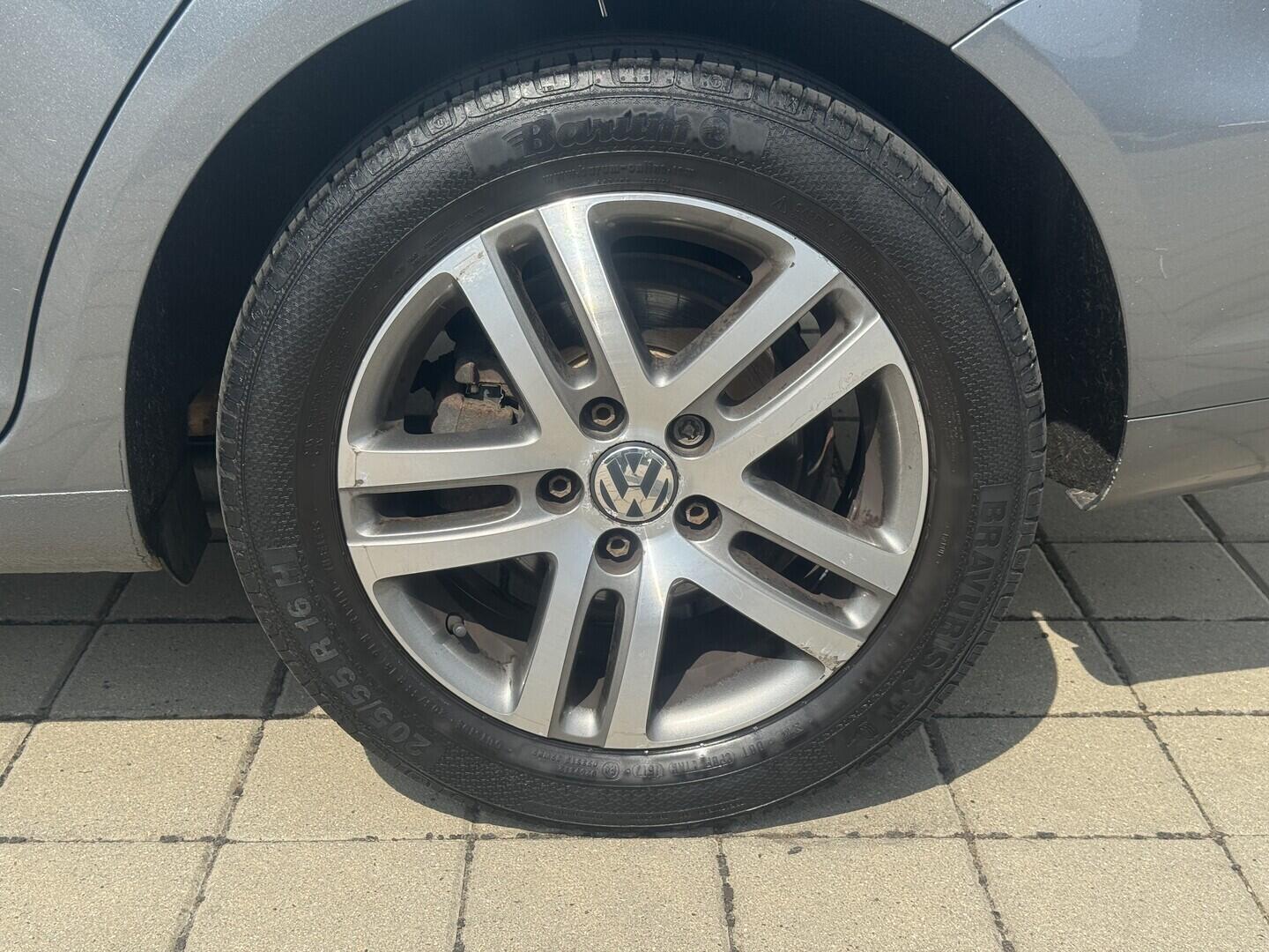 O619V07863_29.webp_GOLF VARIANT Trendline 1.4 TSI 90 kW manuál