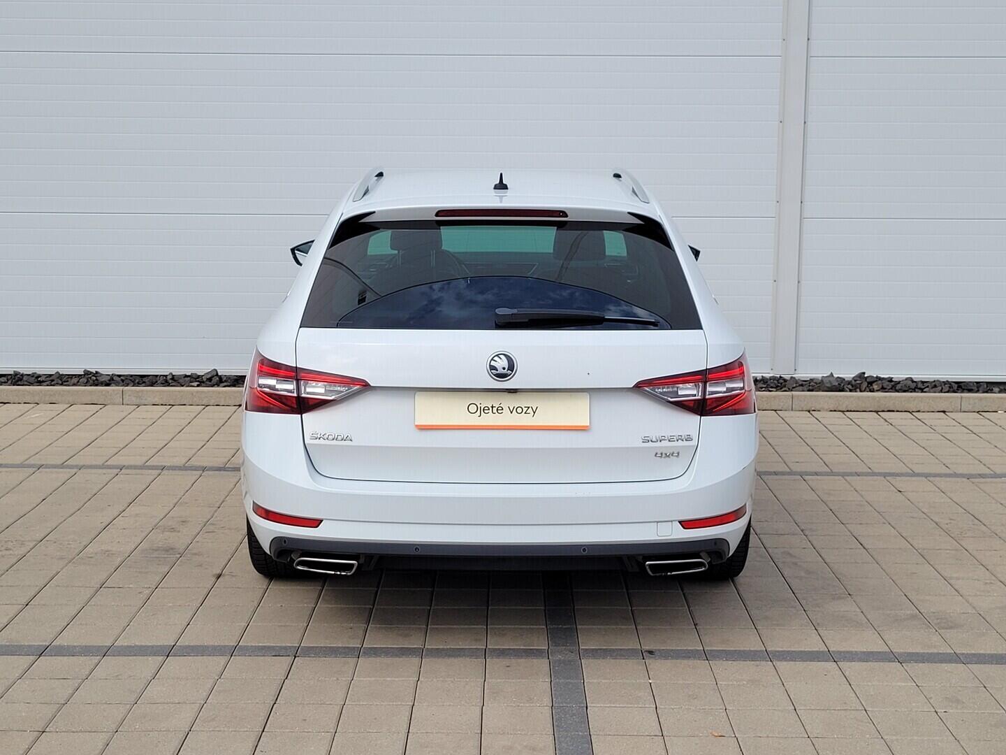 O619V07864_15.webp_SUPERB L&K 2.0 TSI 206 kW automat