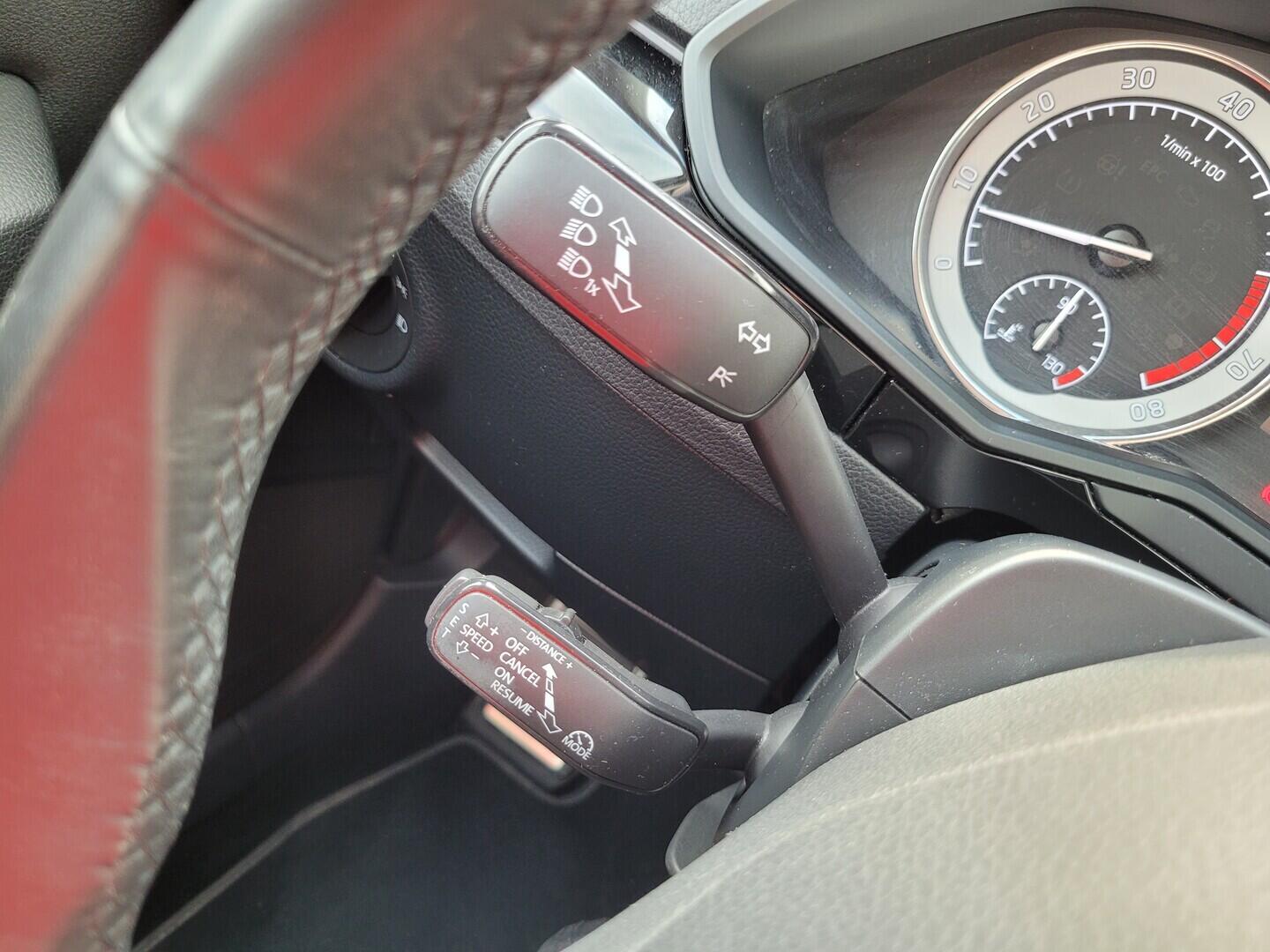 O619V07864_22.webp_SUPERB L&K 2.0 TSI 206 kW automat