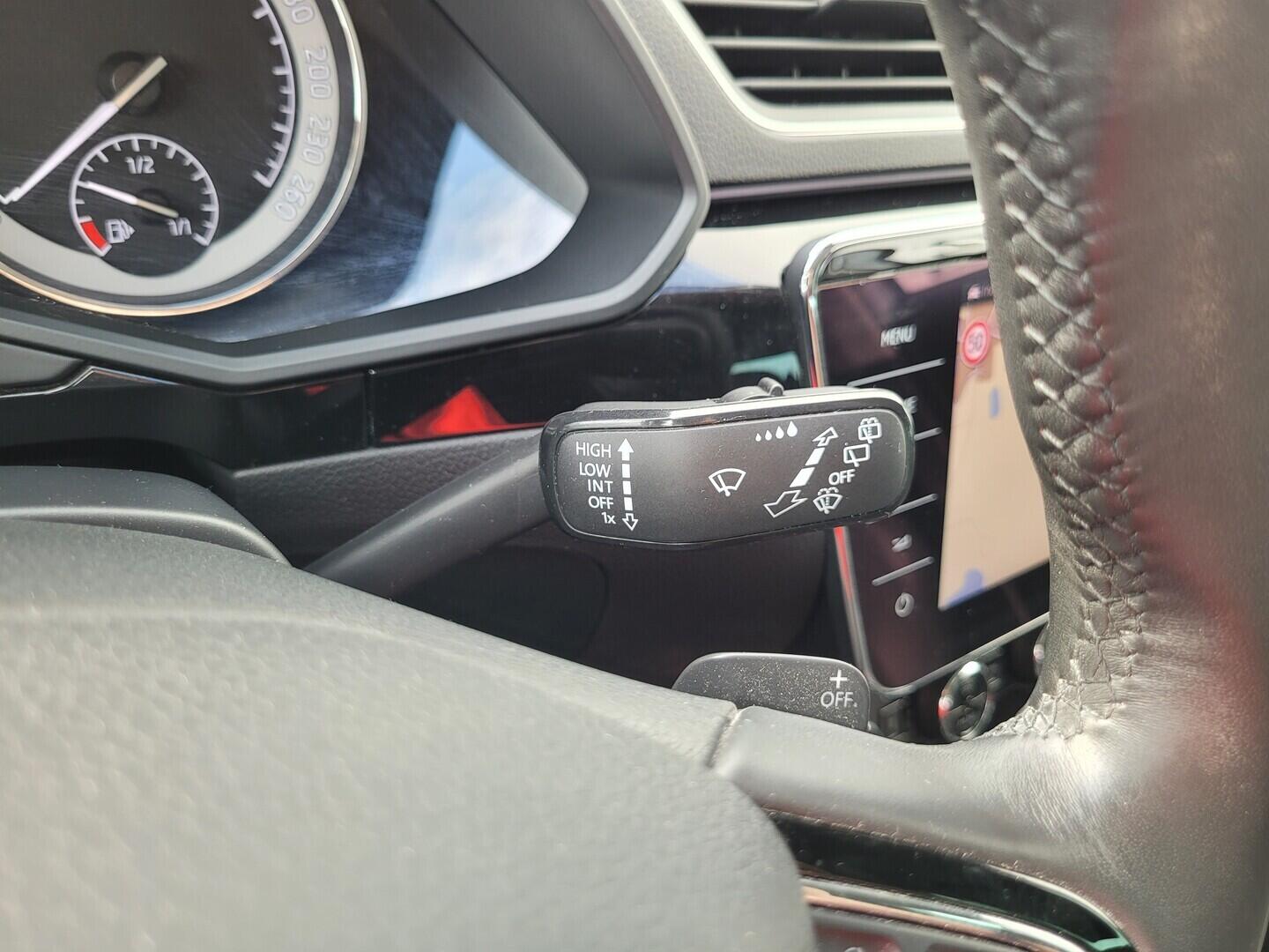 O619V07864_23.webp_SUPERB L&K 2.0 TSI 206 kW automat