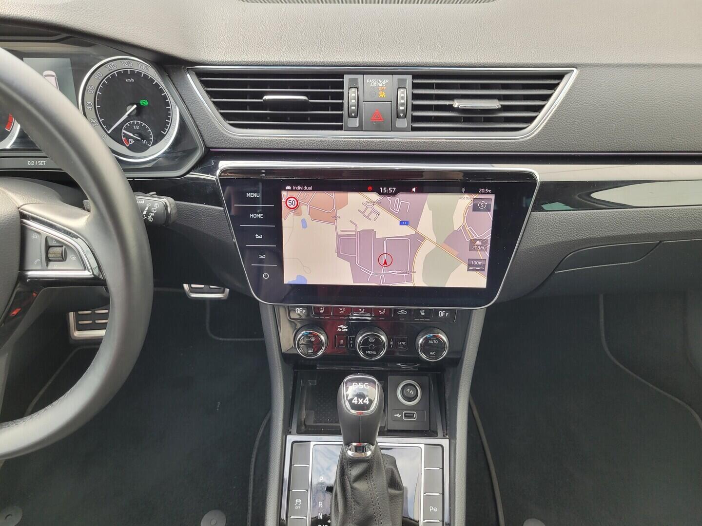 O619V07864_33.webp_SUPERB L&K 2.0 TSI 206 kW automat