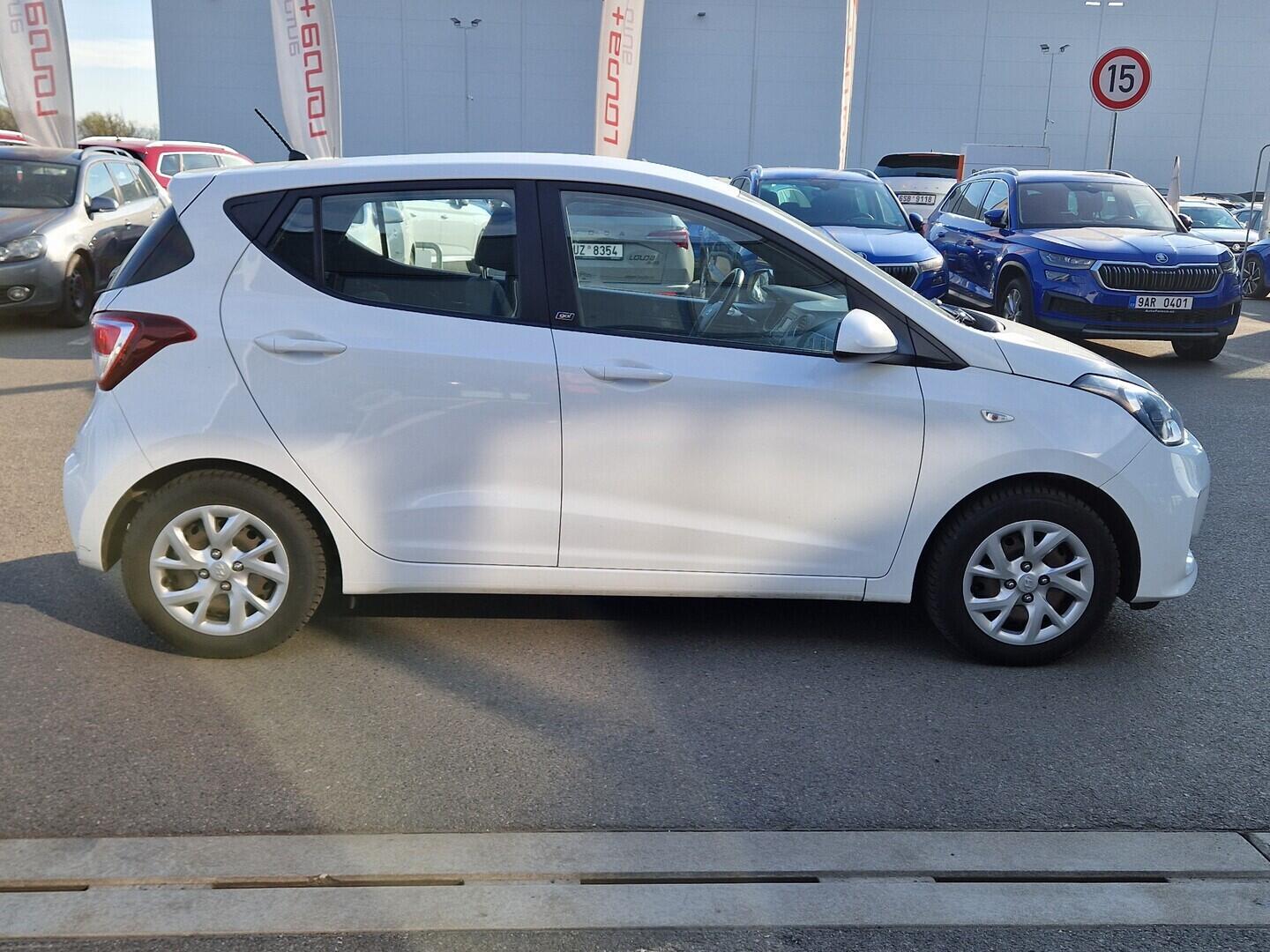 O619V07866_12.webp_I10 Family+ 1.0 i 49 kW automat