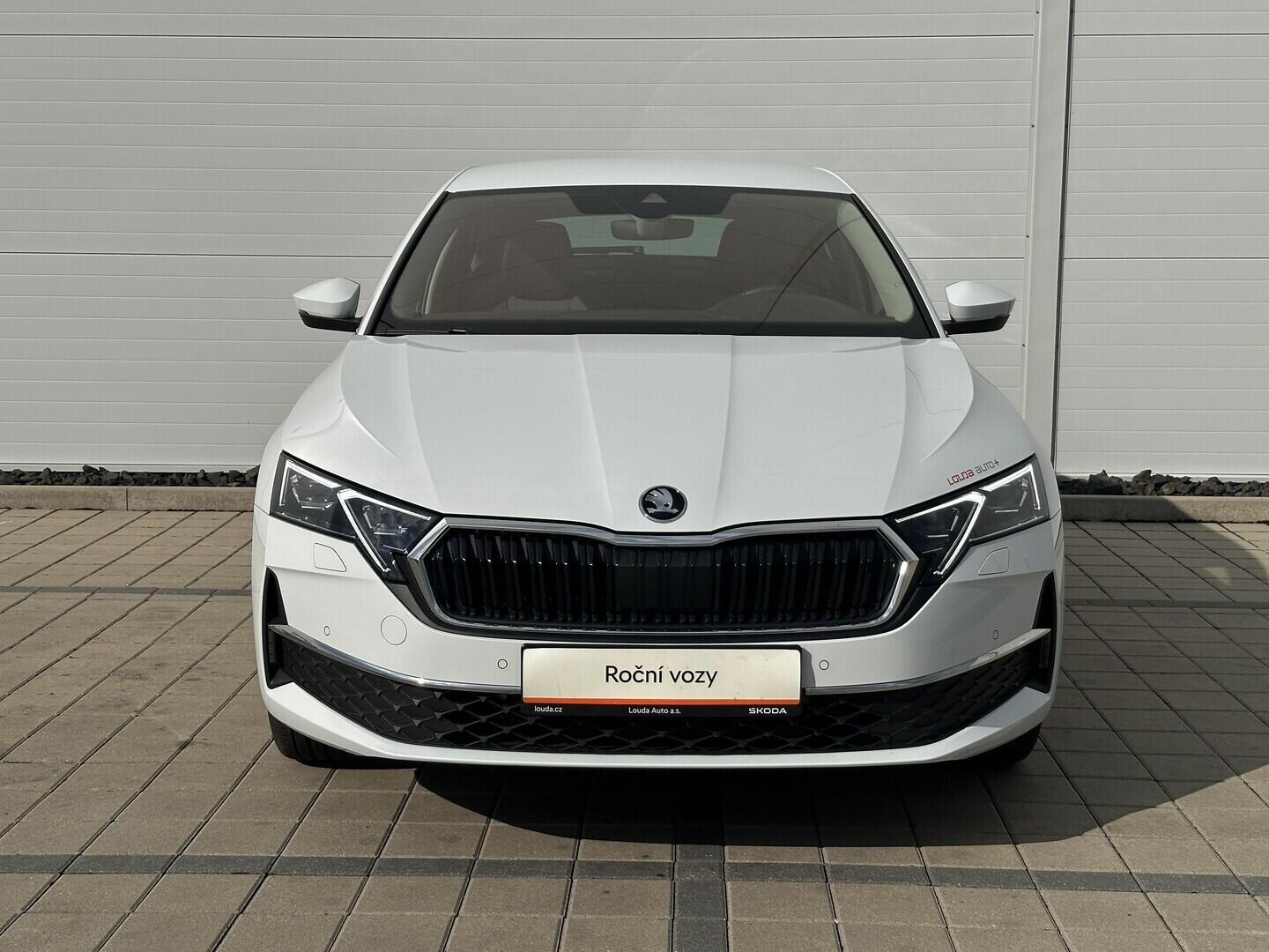 O619V07867_11.webp_OCTAVIA Top Selection 1.5 TSI 110 kW manuál, DPH