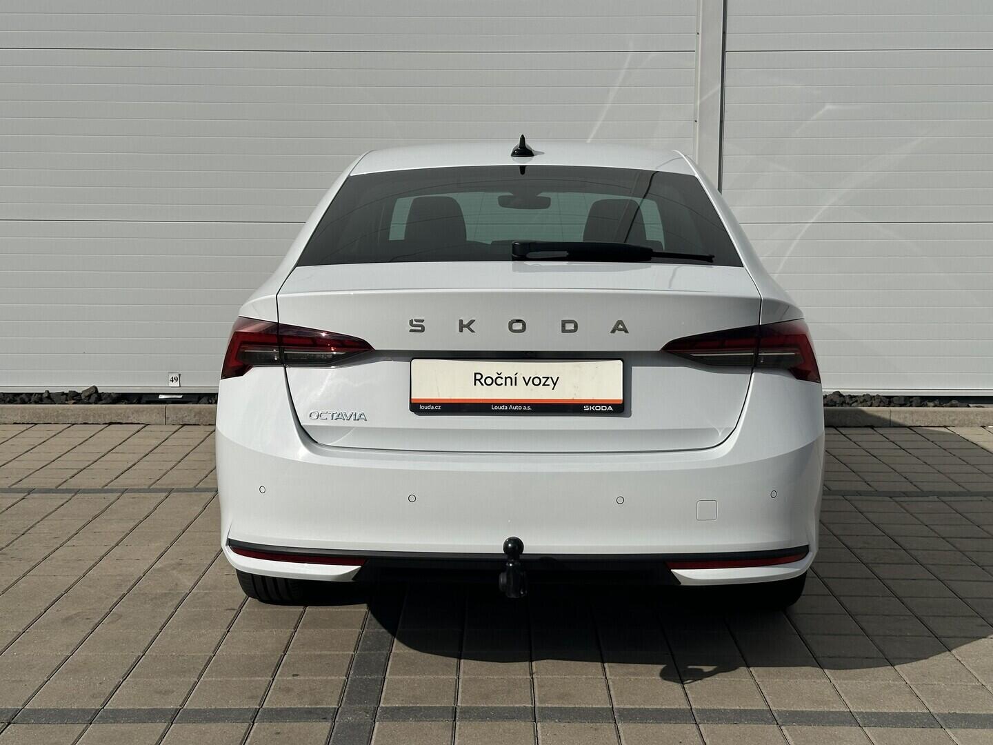 O619V07867_15.webp_OCTAVIA Top Selection 1.5 TSI 110 kW manuál, DPH