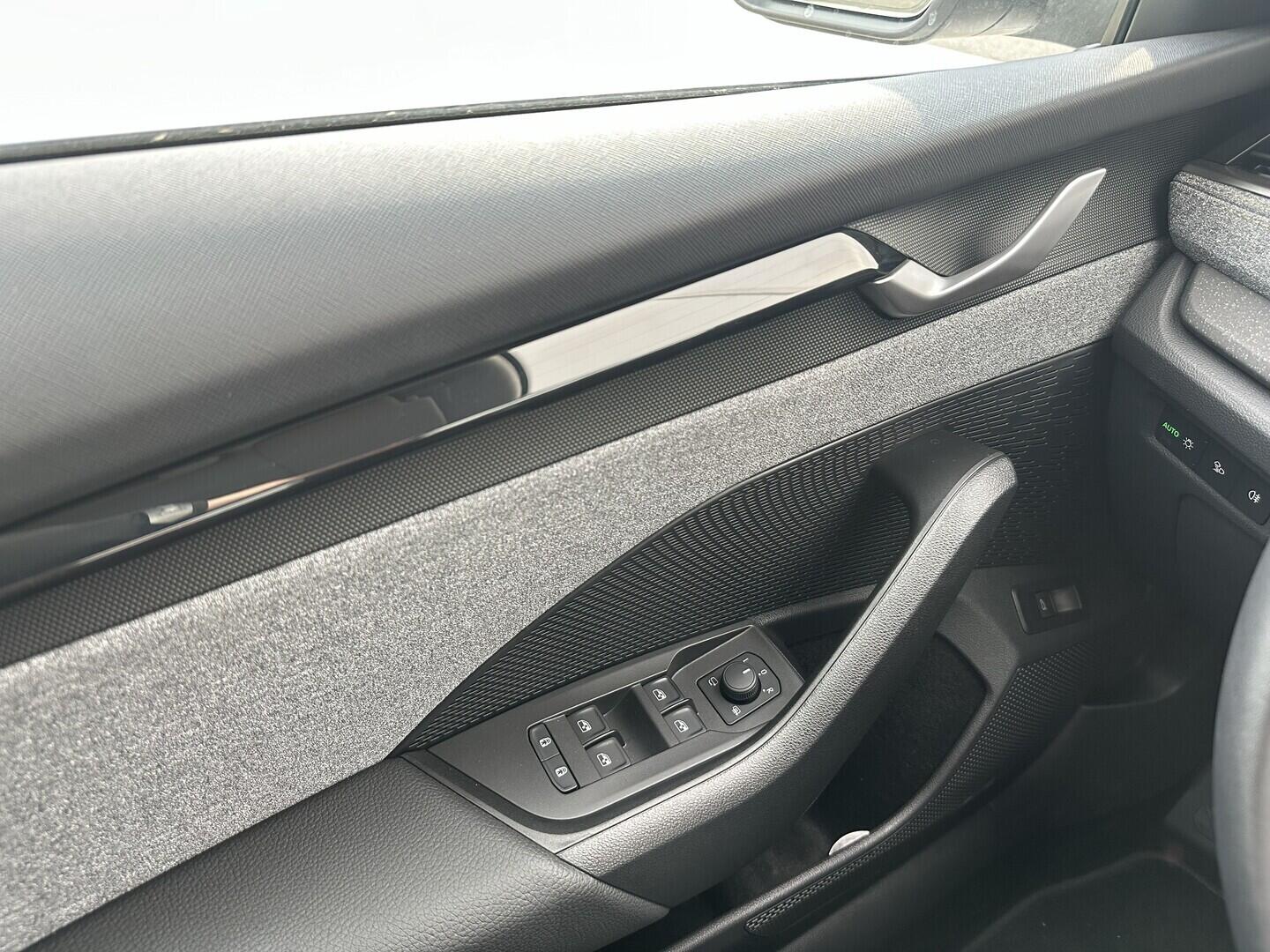 O619V07867_24.webp_OCTAVIA Top Selection 1.5 TSI 110 kW manuál, DPH