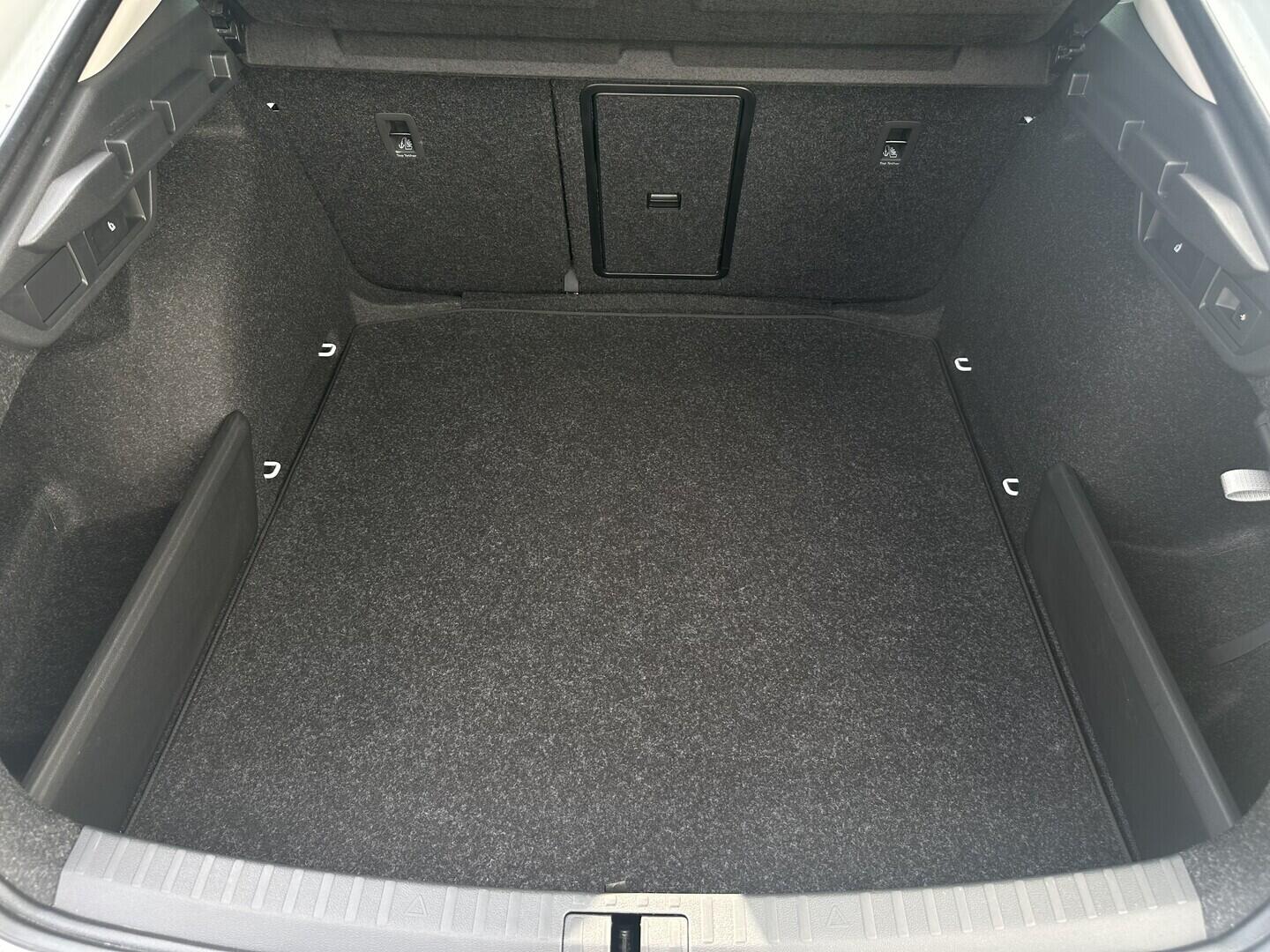 O619V07867_31.webp_OCTAVIA Top Selection 1.5 TSI 110 kW manuál, DPH