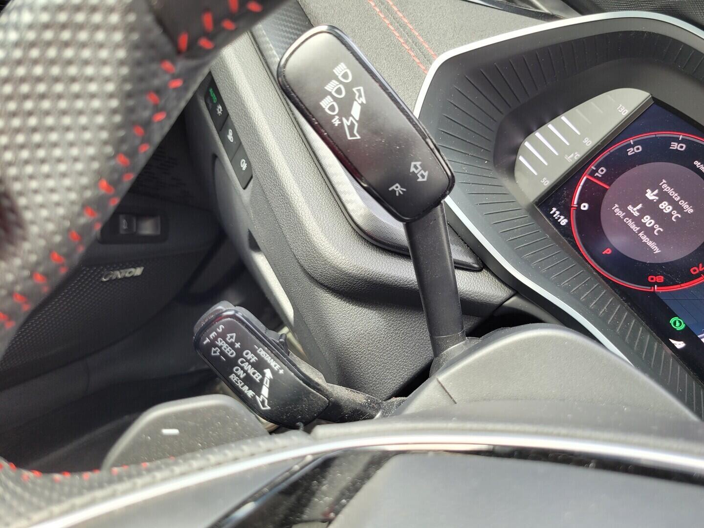 O619V07868_25.webp_OCTAVIA RS 2.0 TSI 195 kW automat, DPH