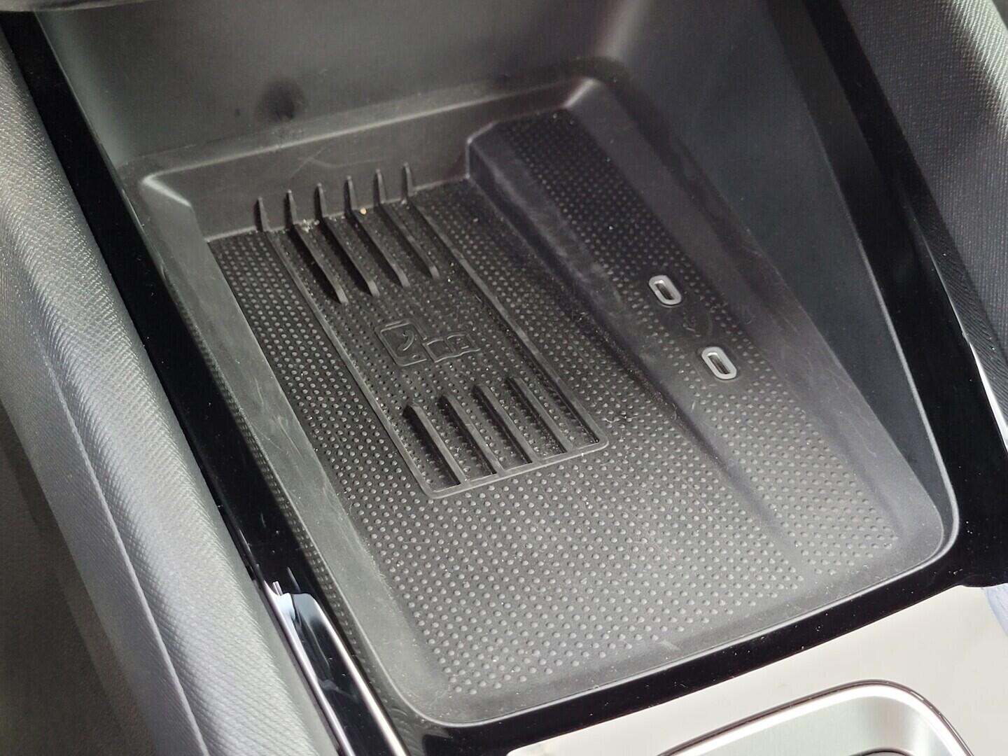 O619V07868_30.webp_OCTAVIA RS 2.0 TSI 195 kW automat, DPH