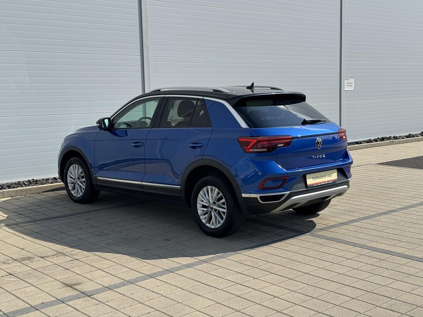 O619V07869_16.webp_T-ROC Style 1.0 TSI 81 kW manuál