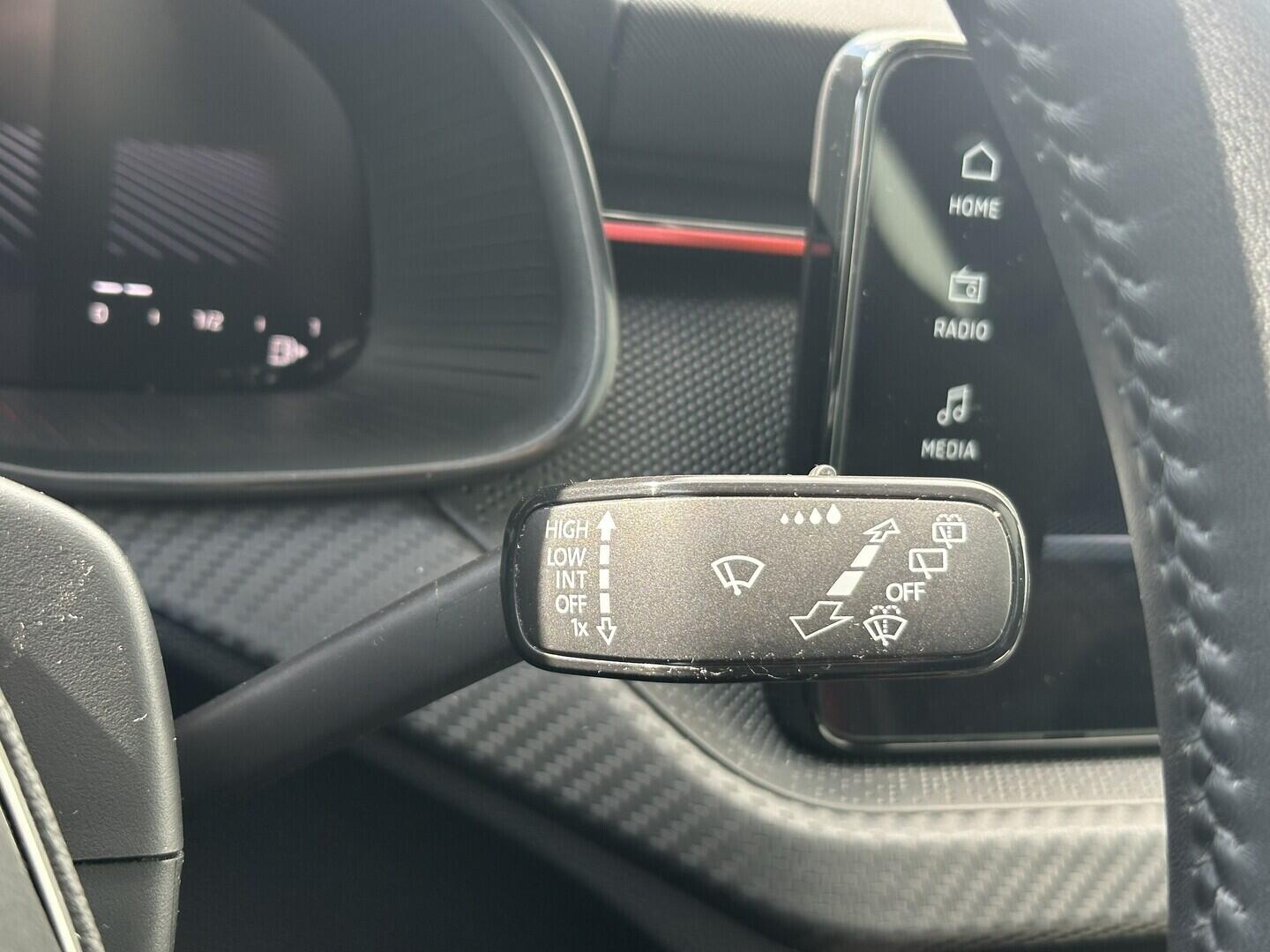 O619V07872_22.webp_KAMIQ Monte Carlo 1.5 TSI 110 kW manuál, DPH