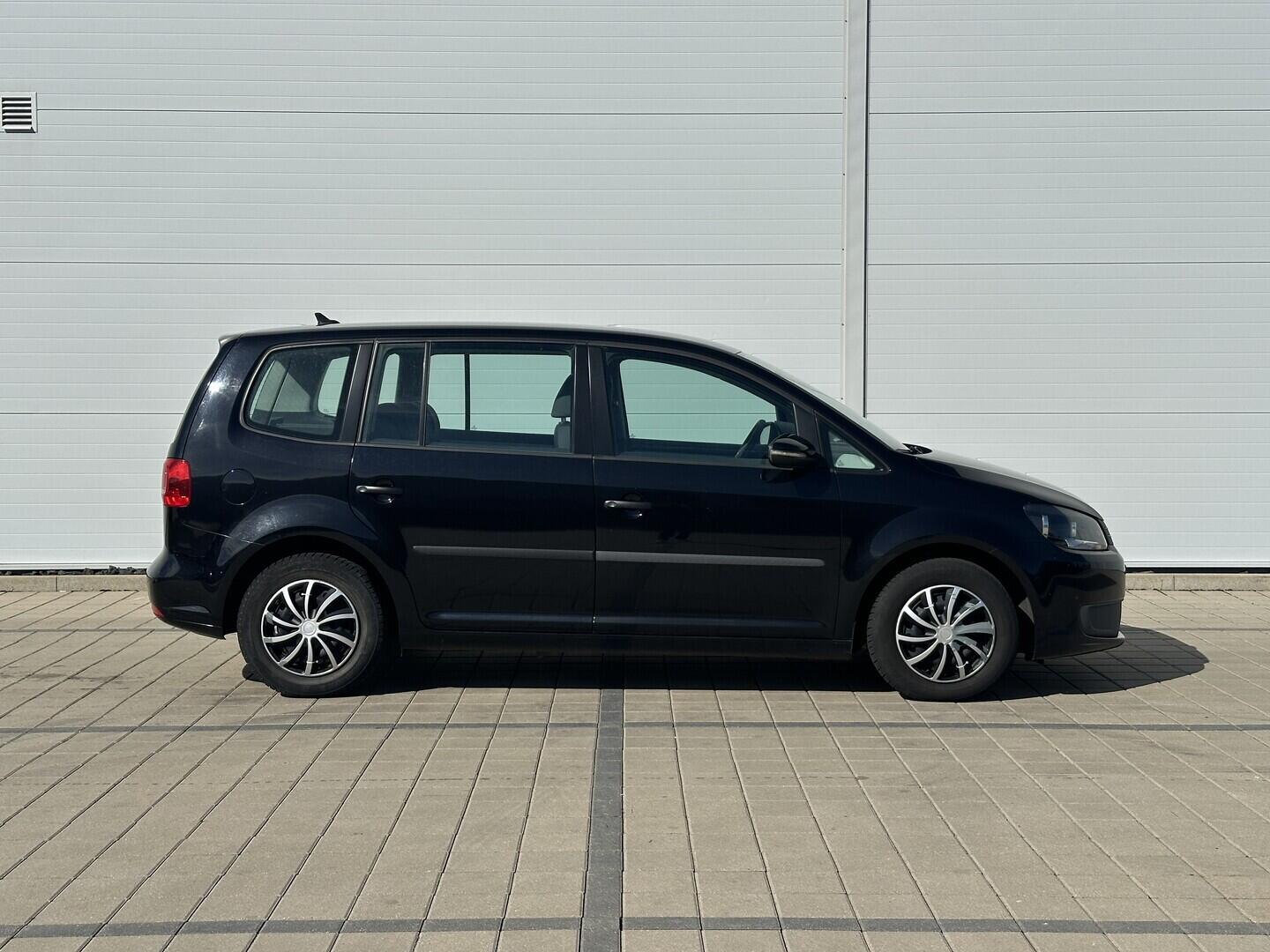 O619V07876_13.webp_TOURAN Trendline 1.6 TDI 77 kW manuál