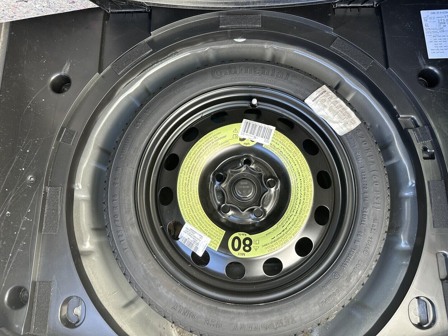 O619V07876_27.webp_TOURAN Trendline 1.6 TDI 77 kW manuál