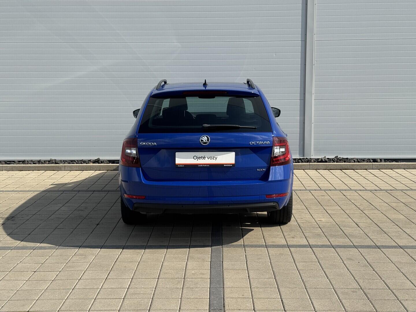 O619V07883_15.webp_OCTAVIA Style Extra 2.0 TDI 110 kW automat