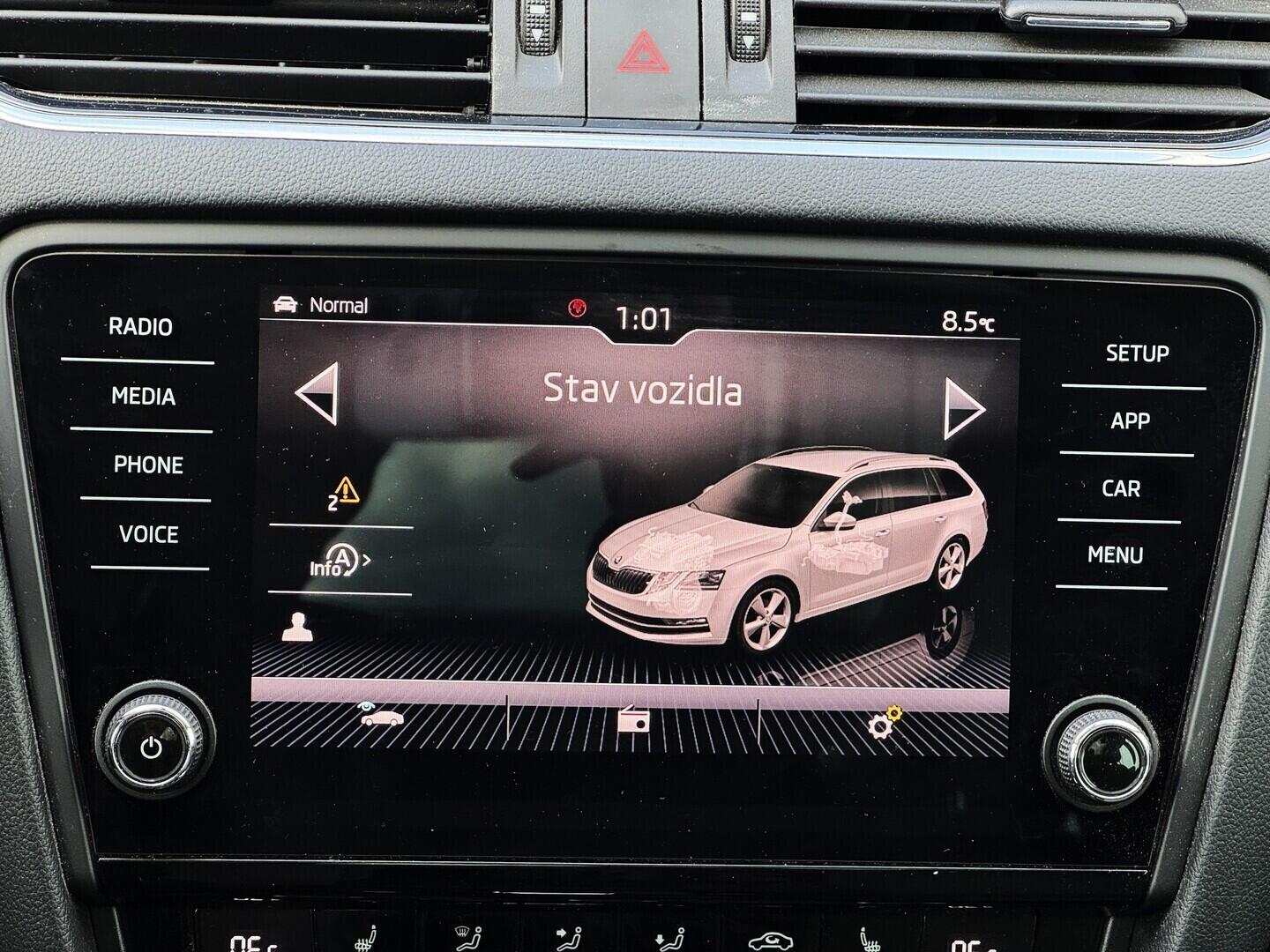 O619V07883_30.webp_OCTAVIA Style Extra 2.0 TDI 110 kW automat