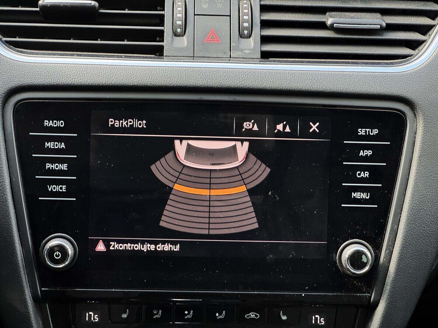 O619V07883_33.webp_OCTAVIA Style Extra 2.0 TDI 110 kW automat