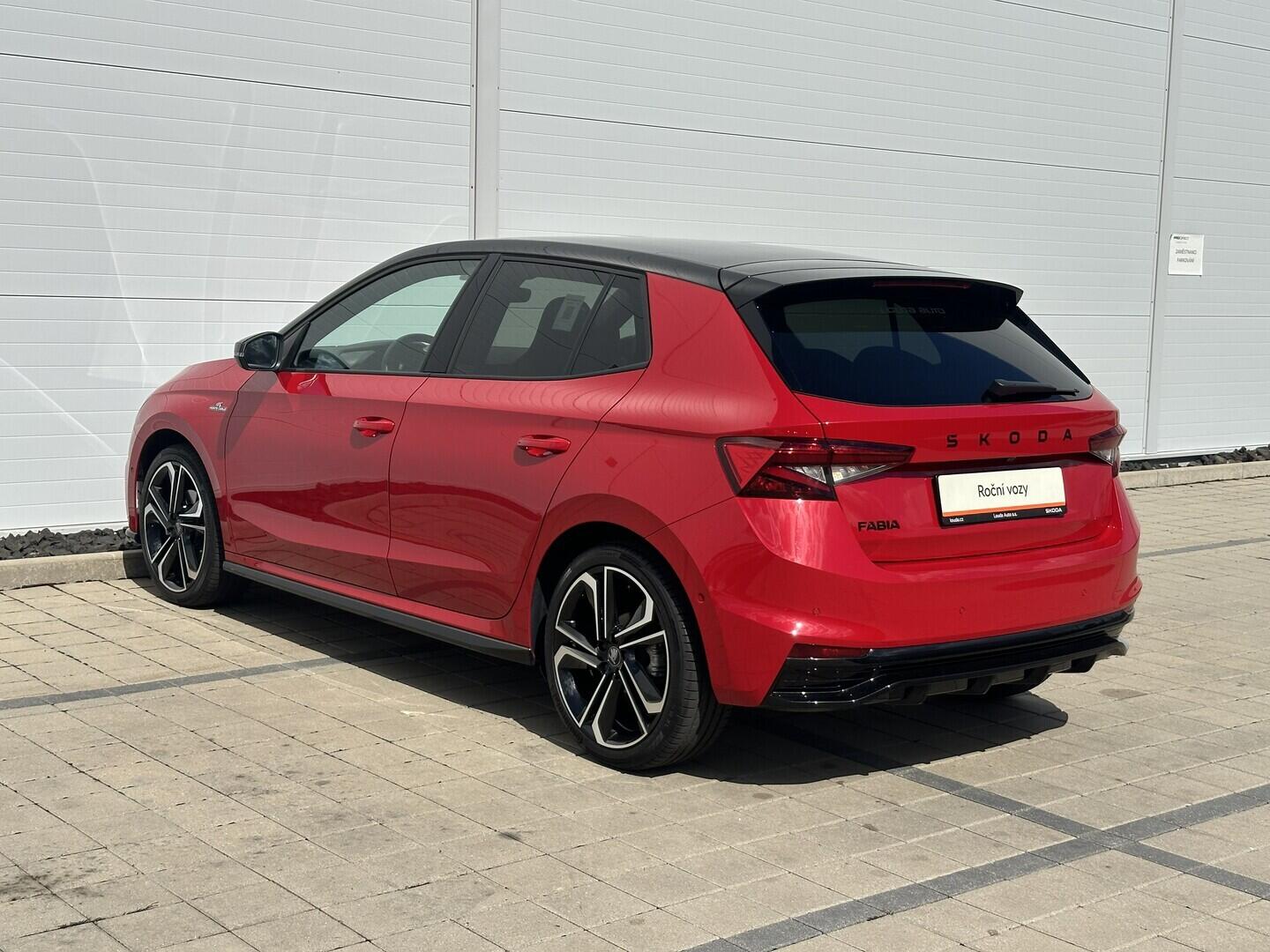 O619V07886_16.webp_FABIA Monte Carlo 1.0 TSI 85 kW automat, DPH