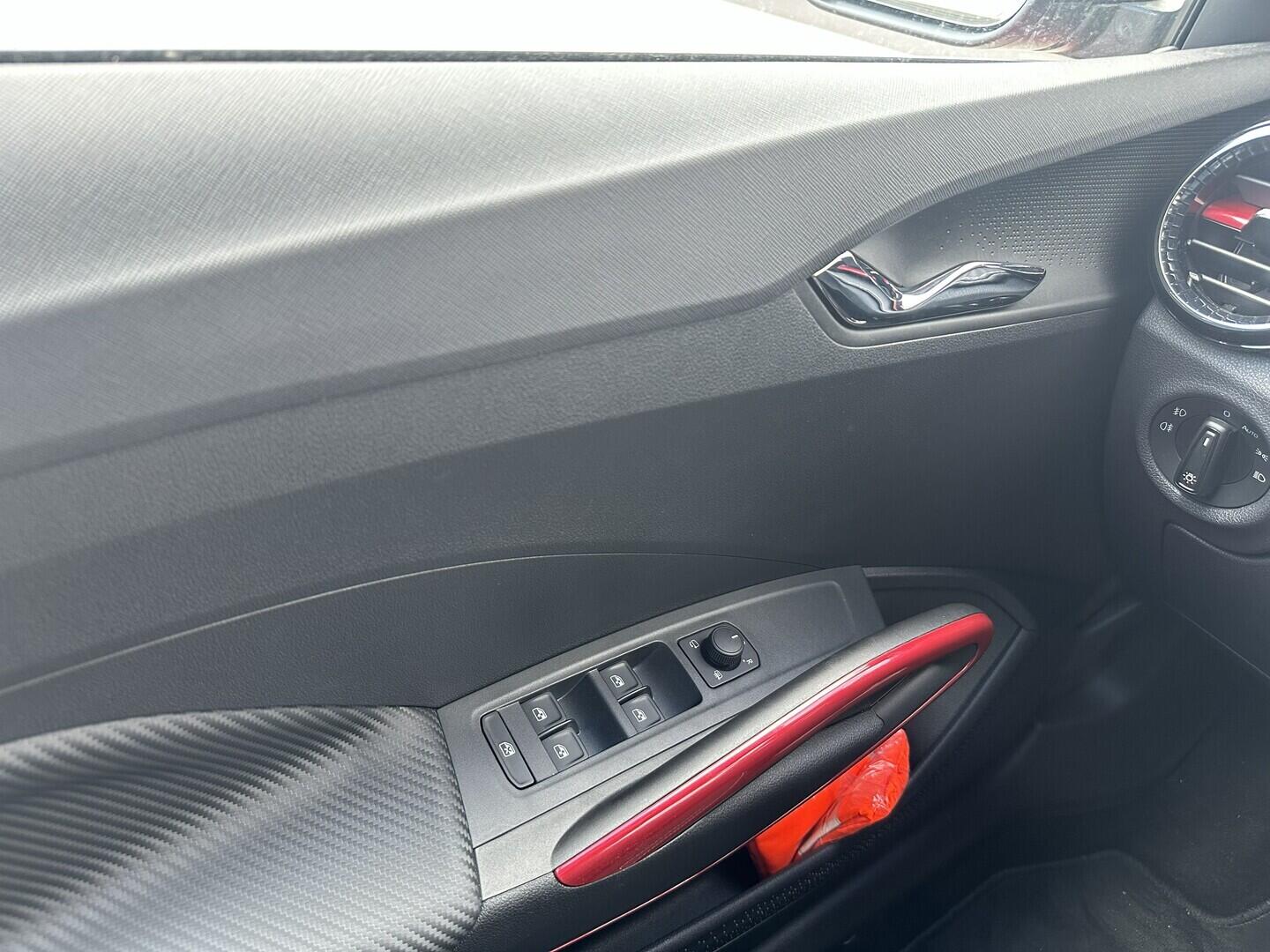 O619V07886_23.webp_FABIA Monte Carlo 1.0 TSI 85 kW automat, DPH