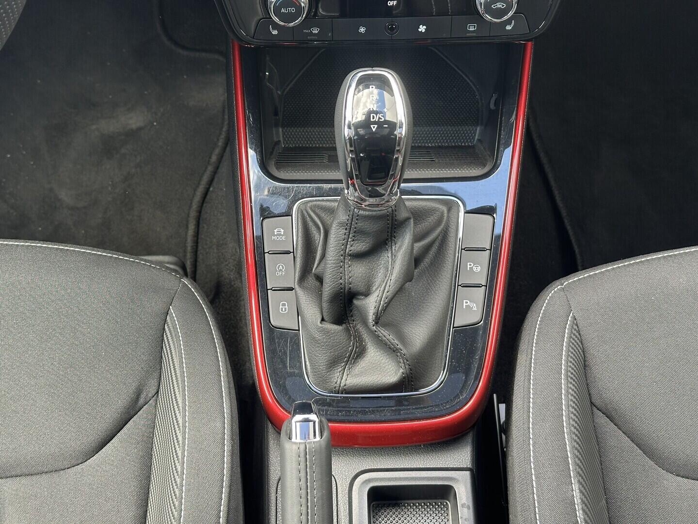 O619V07886_27.webp_FABIA Monte Carlo 1.0 TSI 85 kW automat, DPH