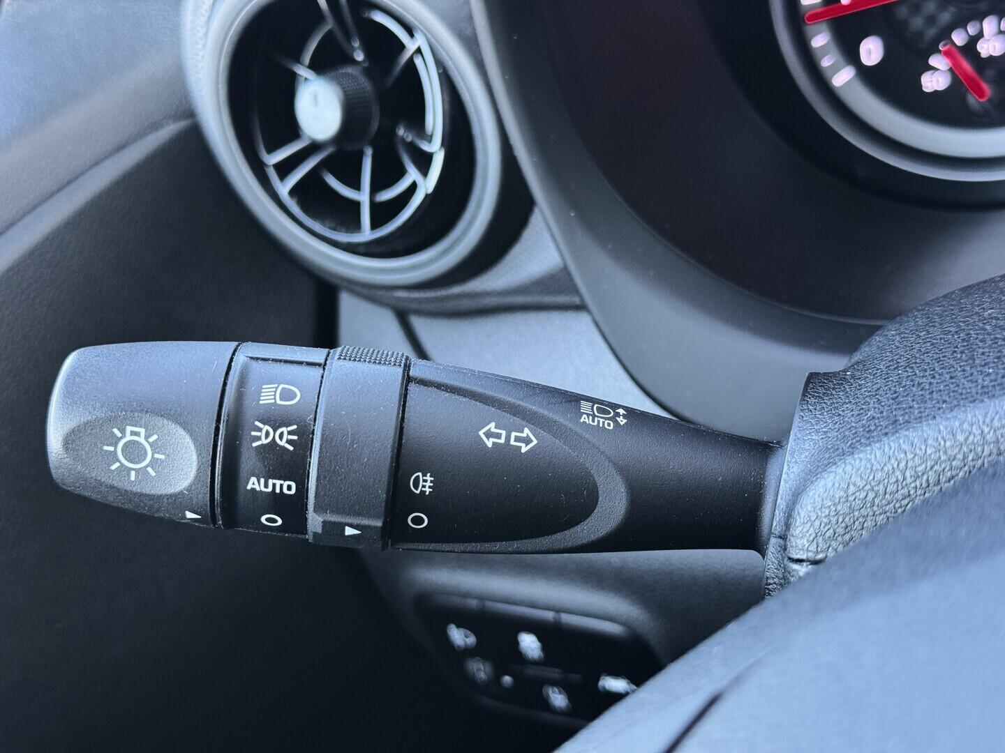 O619V07890_25.webp_I10 Comfort Go 1.0  49 kW automat