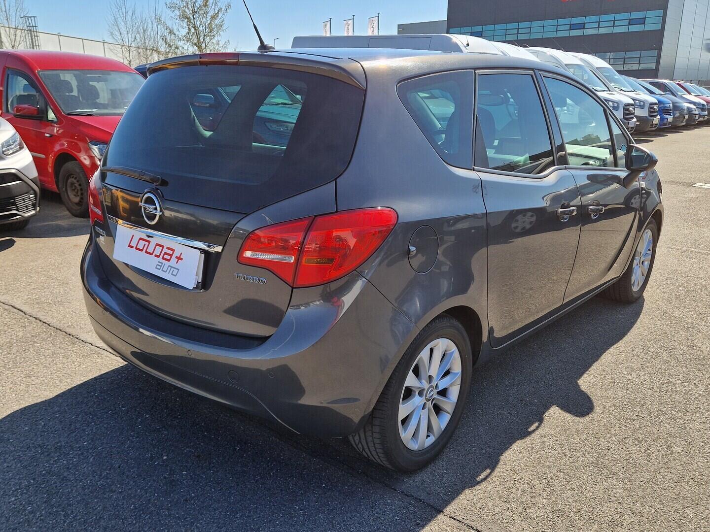 O619V07893_11.webp_MERIVA drive! 1.4 TURBO 103 kW manuál