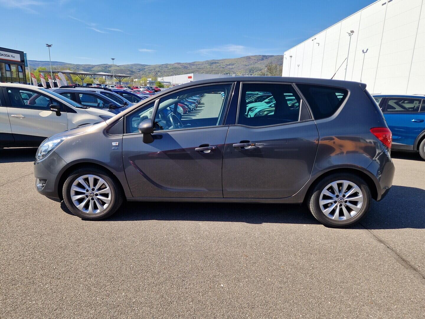 O619V07893_12.webp_MERIVA drive! 1.4 TURBO 103 kW manuál