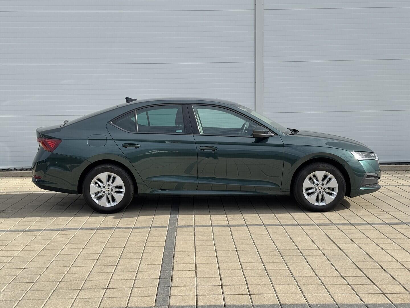 O619V07895_13.webp_OCTAVIA Ambition 2.0 TDI 85 kW manuál, DPH