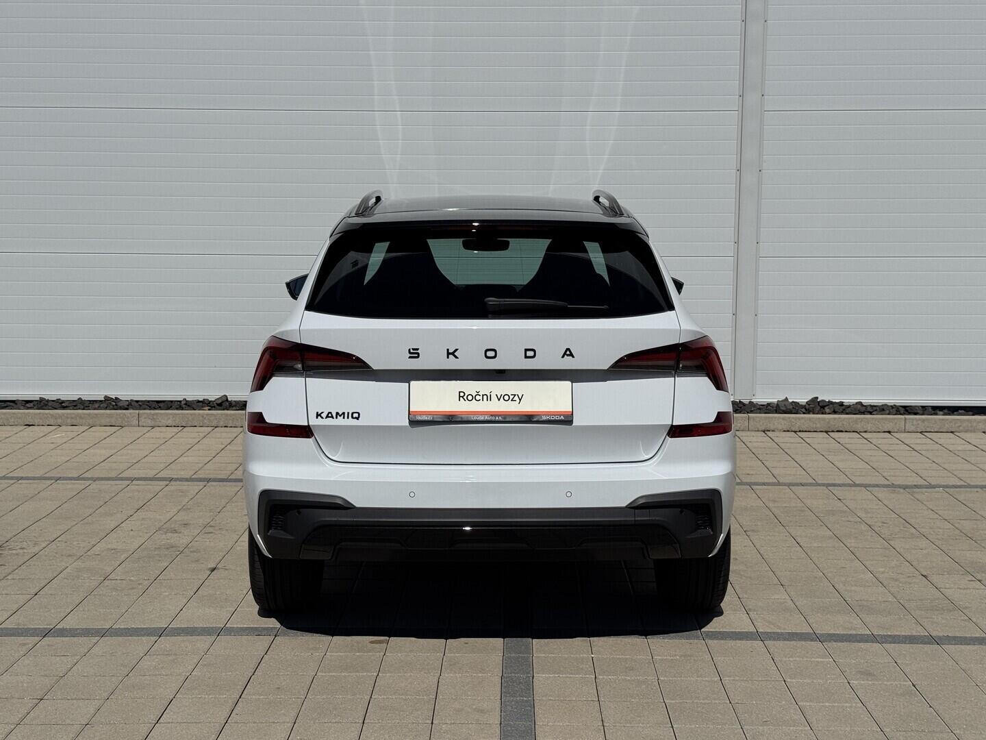 O619V07897_15.webp_KAMIQ Monte Carlo 1.0 TSI 85 kW manuál, DPH