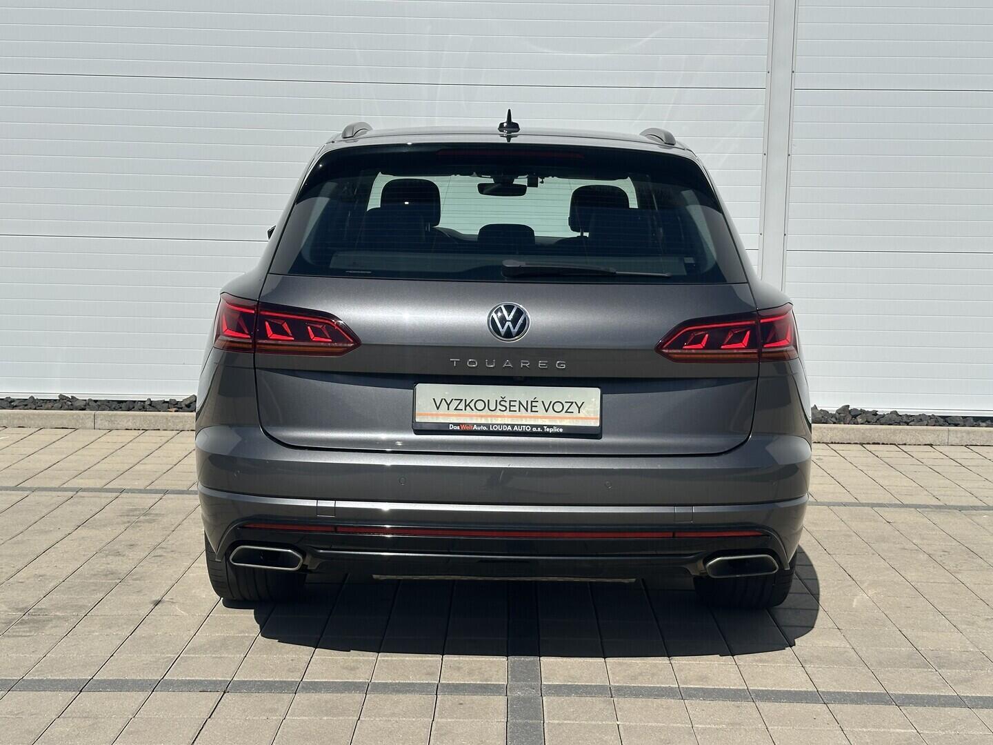 O619V07898_15.webp_TOUAREG R-line 3.0 TDI 210 kW automat, DPH